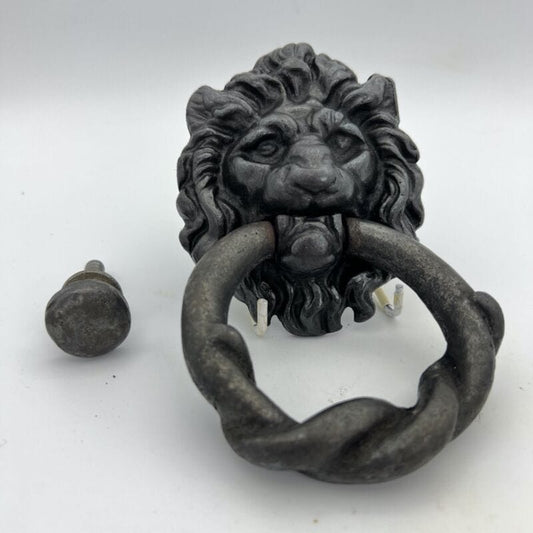 Antico Battente Per Portone D'epoca Batacchio in Ghisa testa di Leone 800 XVII Categoria  Restauro