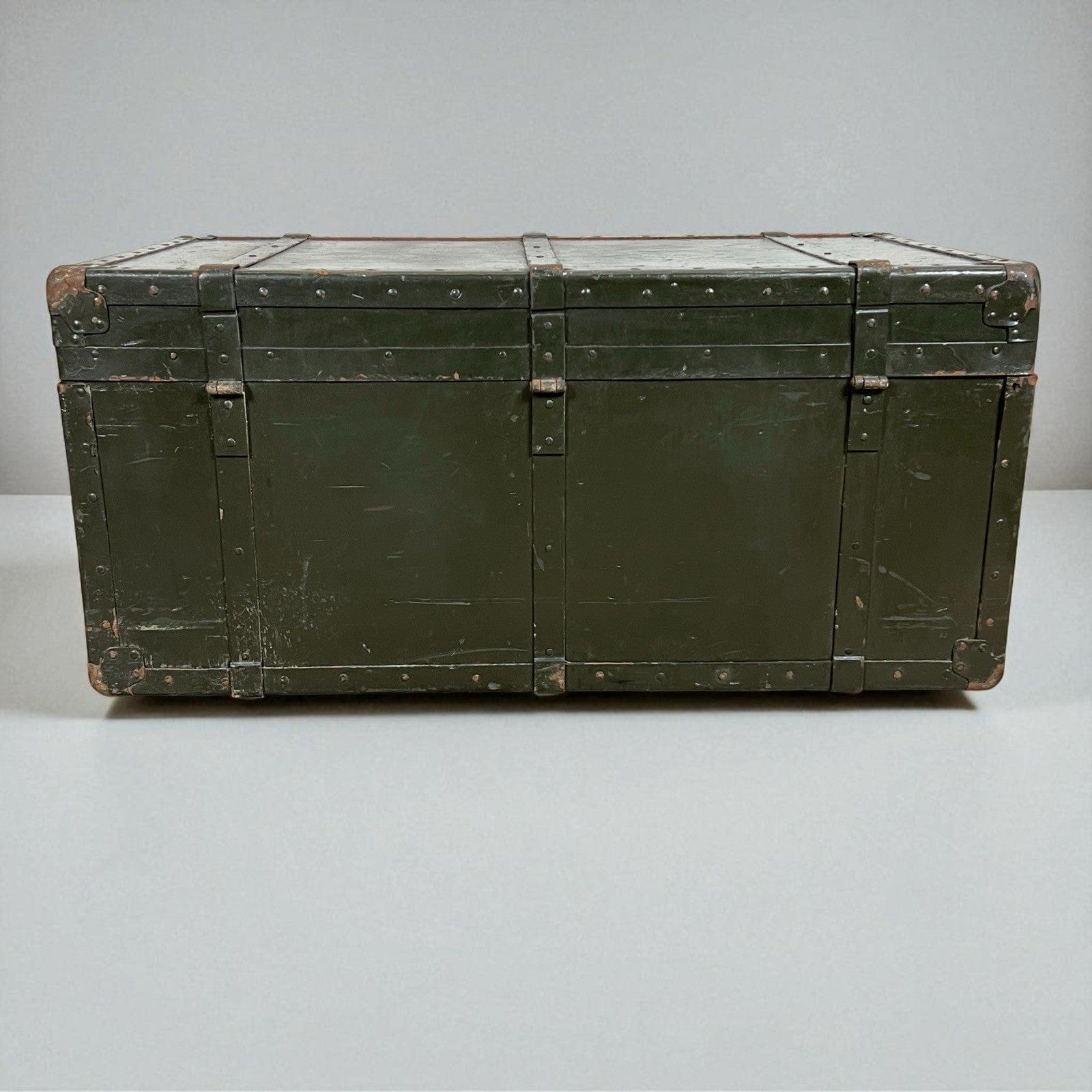 Antico Baule in legno da viaggio verde cassapanca 900 vecchio forziere d'epoca Categoria  Casse & Bauli