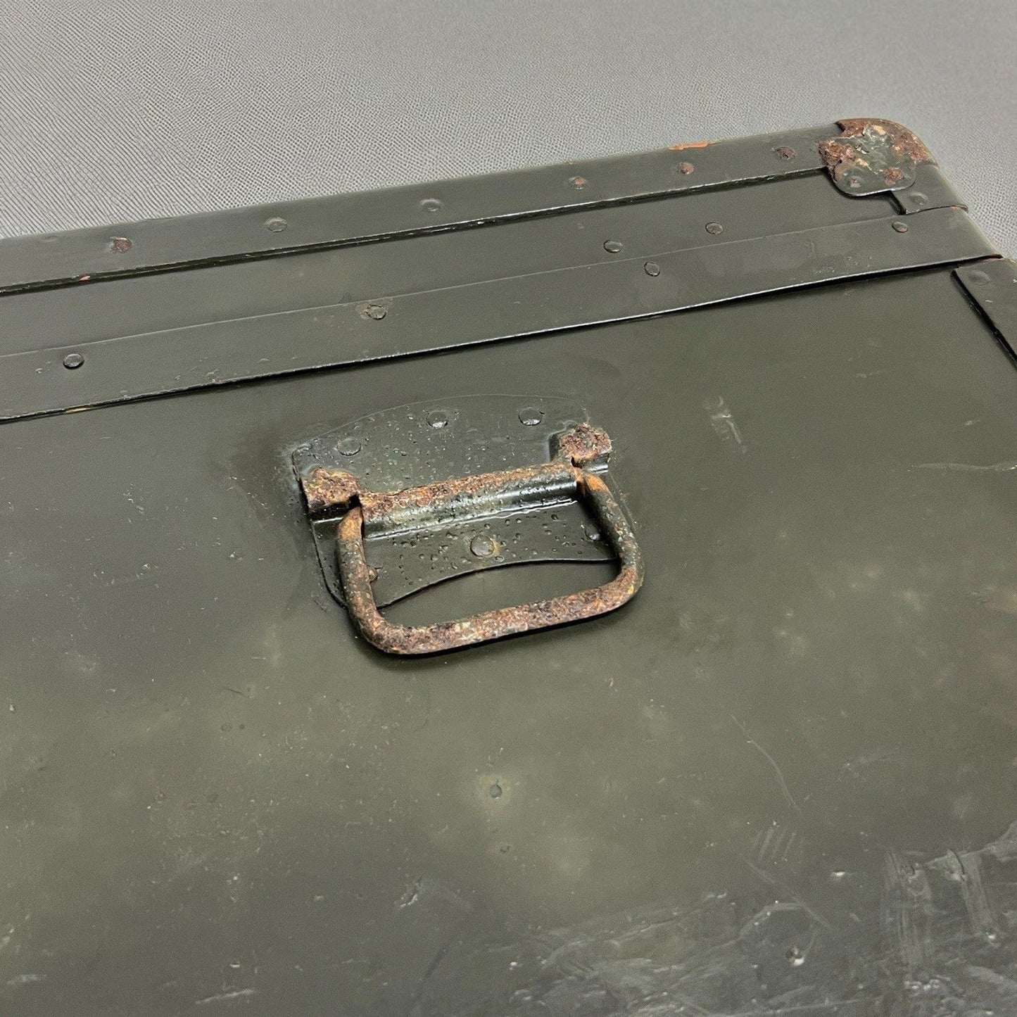 Antico Baule in legno da viaggio verde cassapanca 900 vecchio forziere d'epoca Categoria  Casse & Bauli