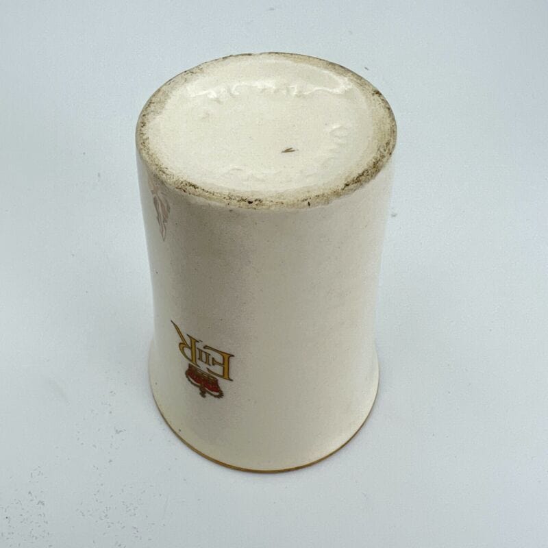 Latta da tè commemorativa del Giubileo della Regina Elisabetta II 2022 con 40 bustine di tè per la colazione all'inglese Latta da tè commemorativa del Giubileo della Regina Elisabetta II 2022 con 40 bustine di tè per la colazione all'inglese
