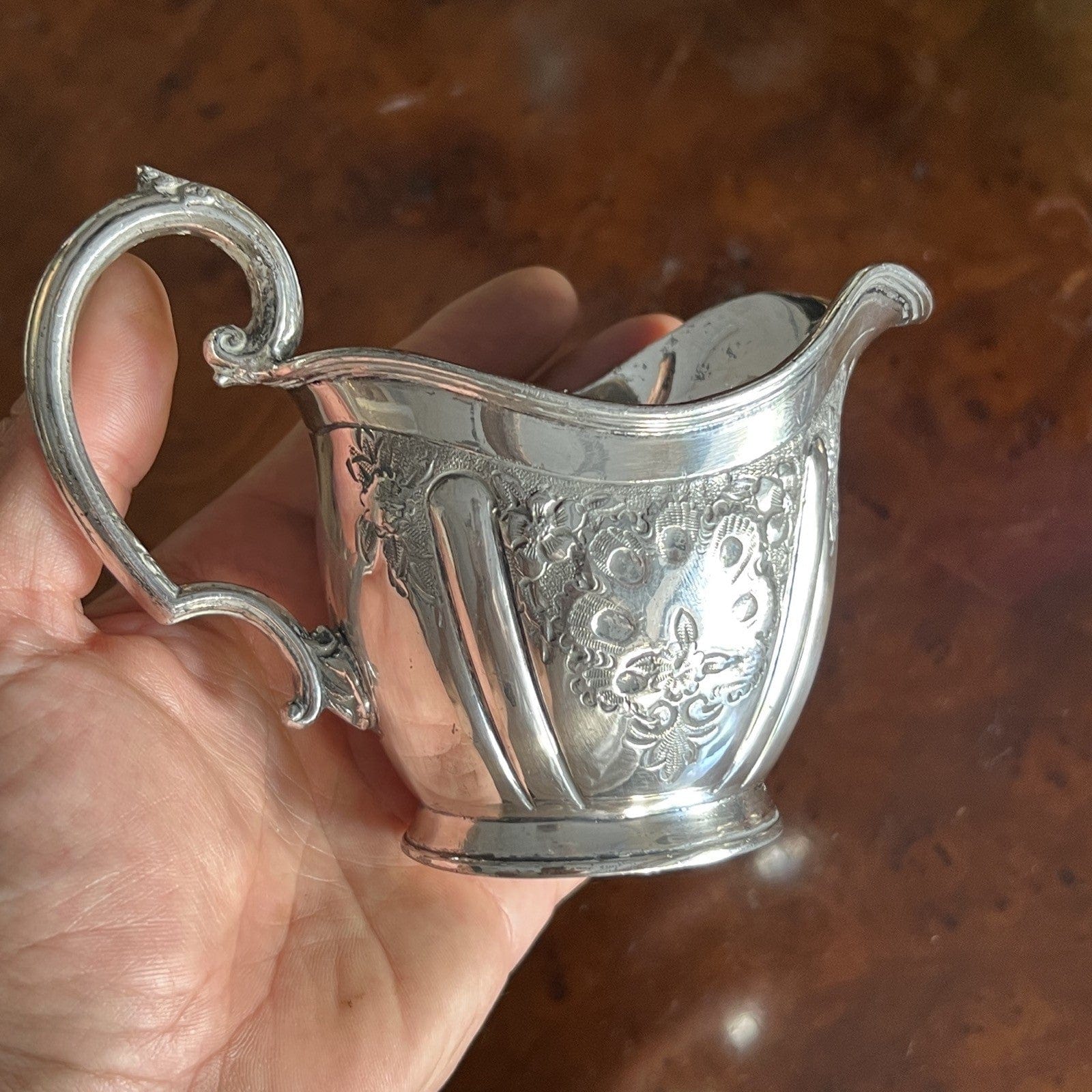 Antico Bricco Per Latte In Argento Sheffield Lattiera In Silver Plate Inglese A Categoria  Sheffield & Argento