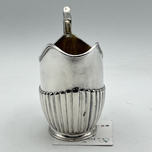 Antico bricco per latte in argento sheffield lattiera in silver plate inglese AA Categoria  Sheffield & Argento