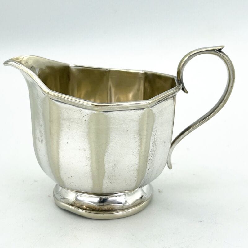 Antico Bricco per latte in argento sheffield lattiera in silver plate inglese B Categoria  Sheffield & Argento