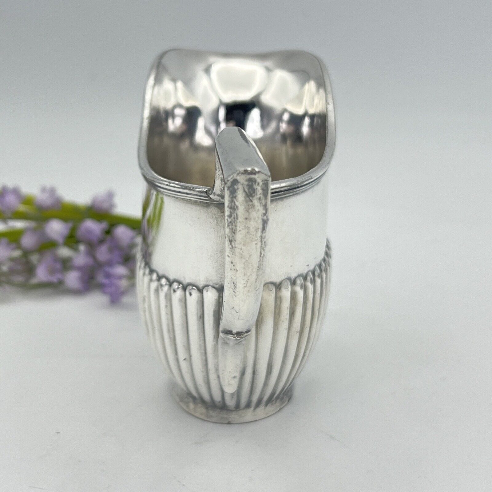 Antico Bricco per latte in Argento Sheffield Piccola Lattiera in Silver Plate Categoria  Sheffield & Argento