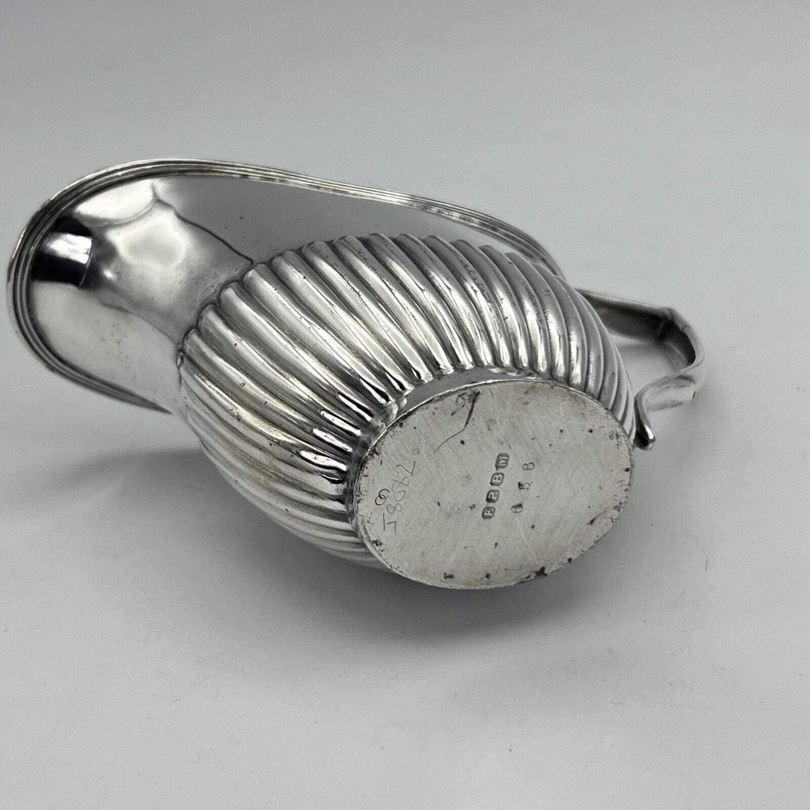 Antico Bricco per latte in Argento Sheffield Piccola Lattiera in Silver Plate Categoria  Sheffield & Argento