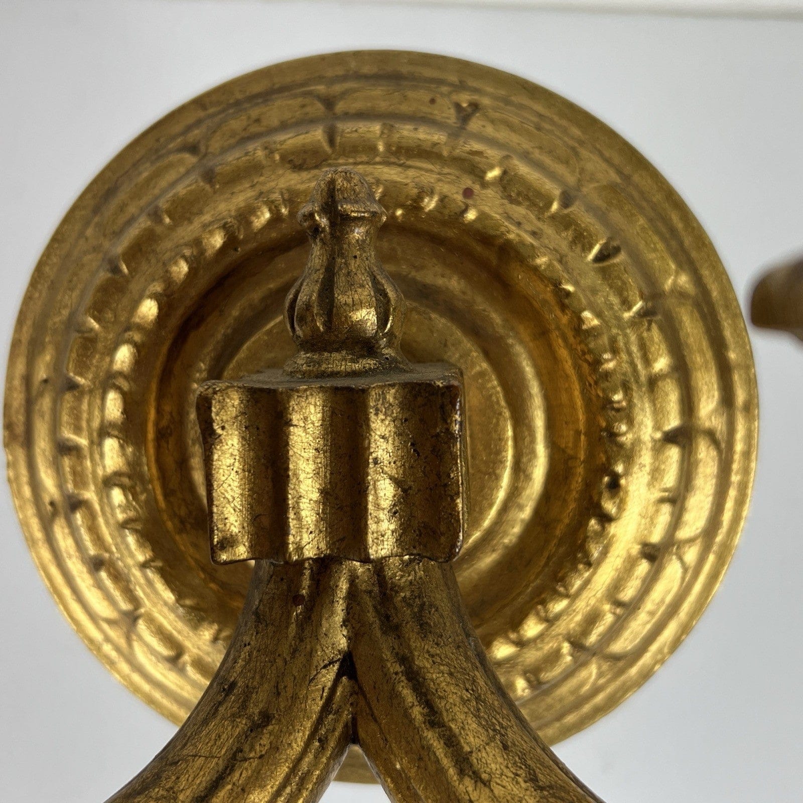 Antico Candeliere Da Parete A Due Fiamme In Legno Dorato Applique Porta Candele Categoria  Lampade Appliques