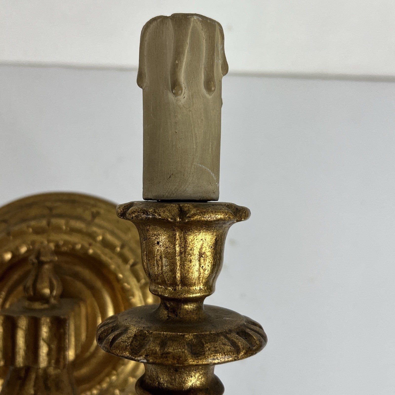 Antico Candeliere Da Parete A Due Fiamme In Legno Dorato Applique Porta Candele Categoria  Lampade Appliques