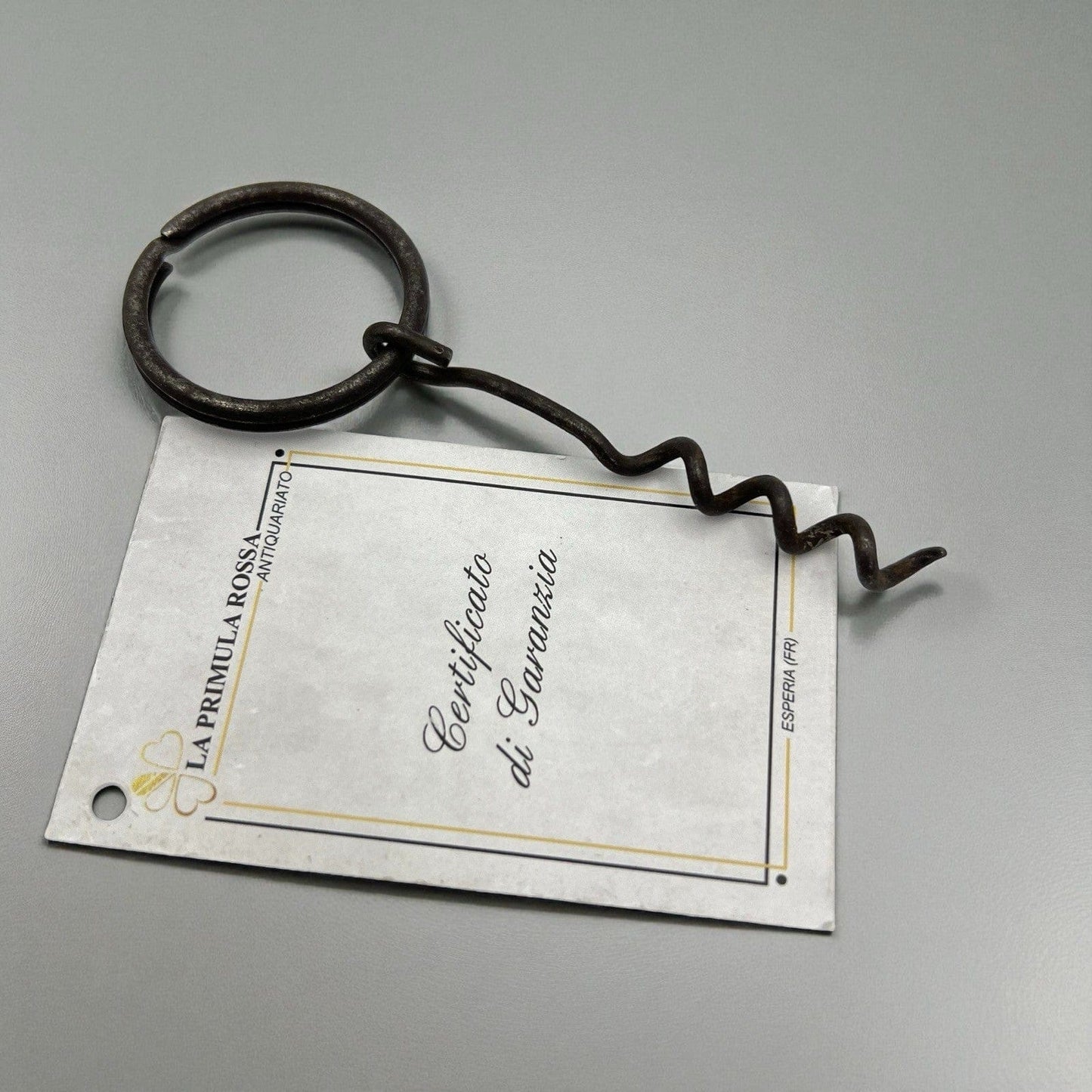 Antico Cavatappi tascabile da collezione d'epoca pieghevole portachiavi in ferro Categoria  Cavatappi