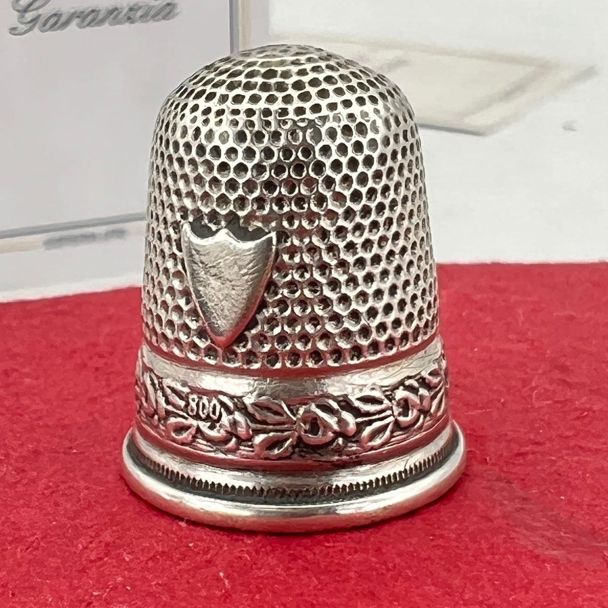 Antico Ditale in Argento 800 per cucire da cucito Sarta o Collezione con scudo Categoria  Sheffield & Argento