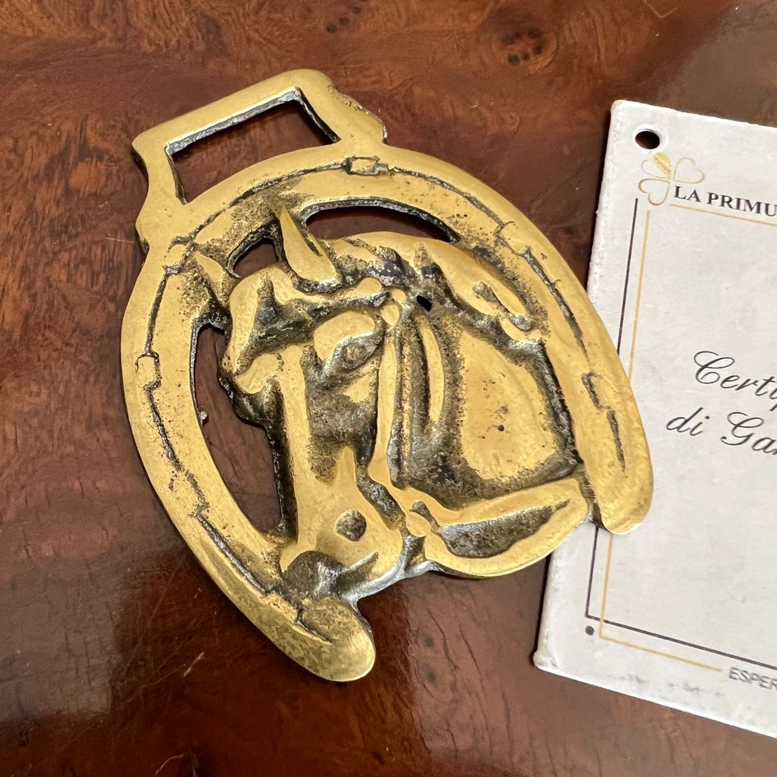 Antico fregio medaglione in ottone bronzo decorazione Finimento per Cavallo Categoria  Finimenti per cavalli