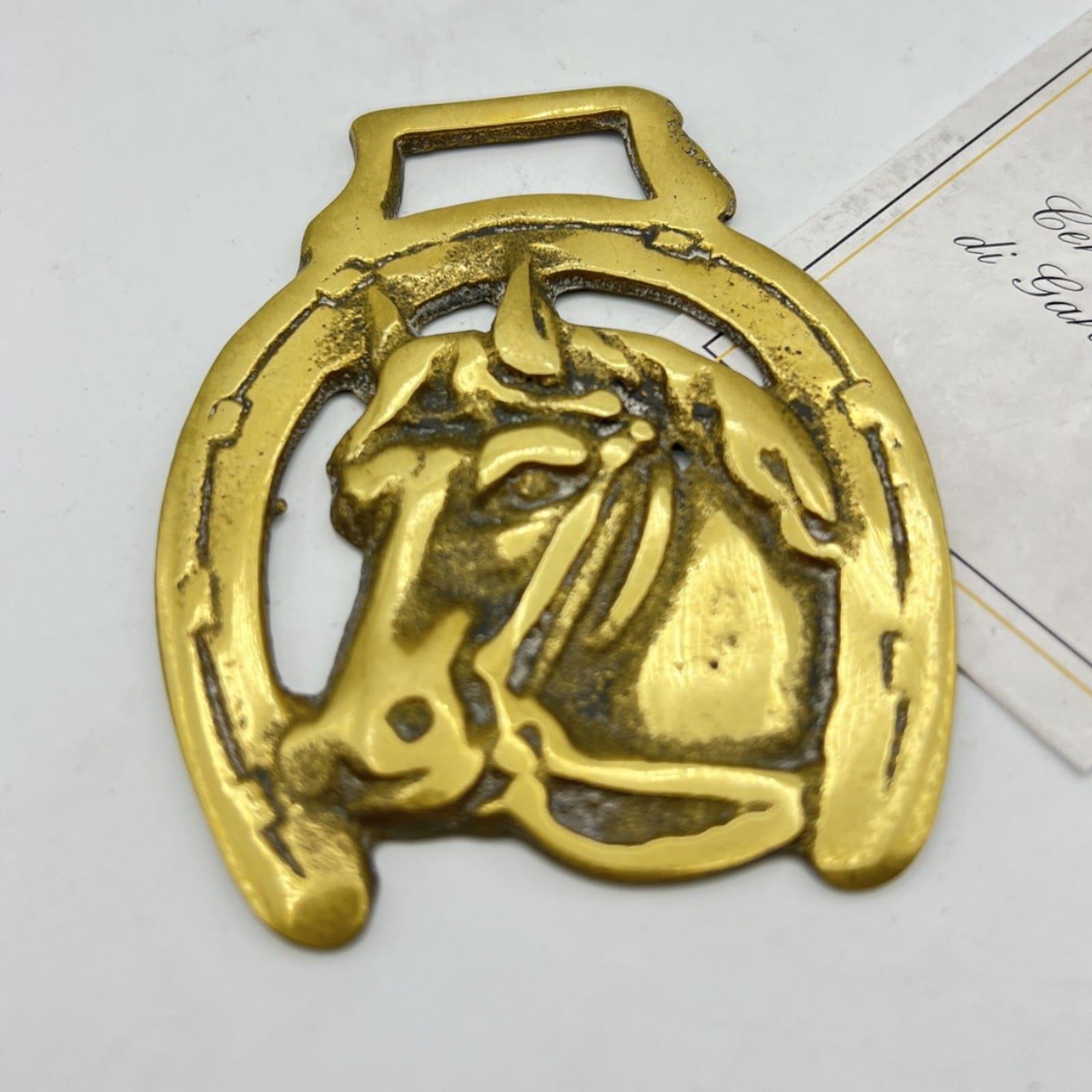 Antico fregio medaglione in ottone bronzo decorazione Finimento per Cavallo Categoria  Finimenti per cavalli