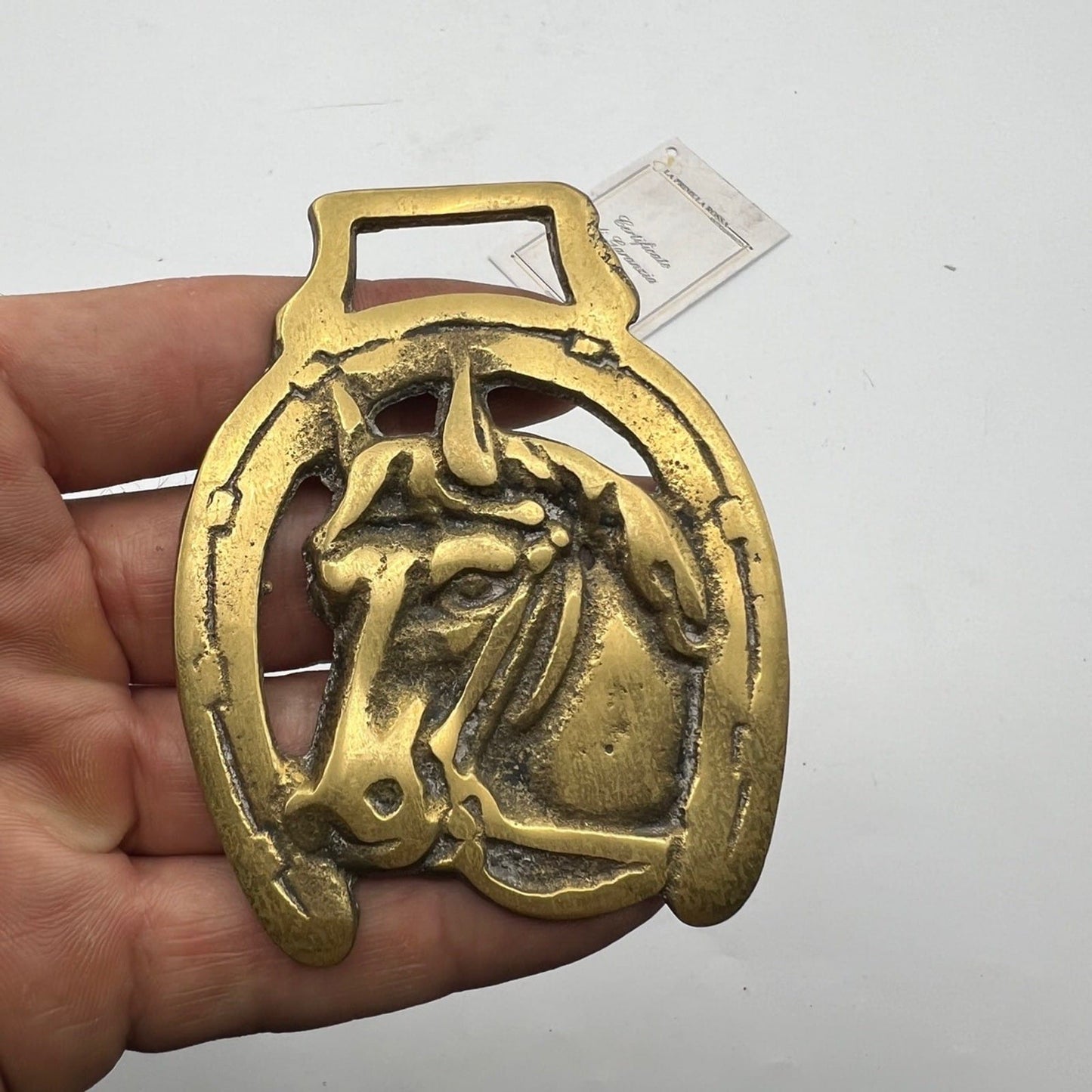 Antico fregio medaglione in ottone bronzo decorazione Finimento per Cavallo Categoria  Finimenti per cavalli
