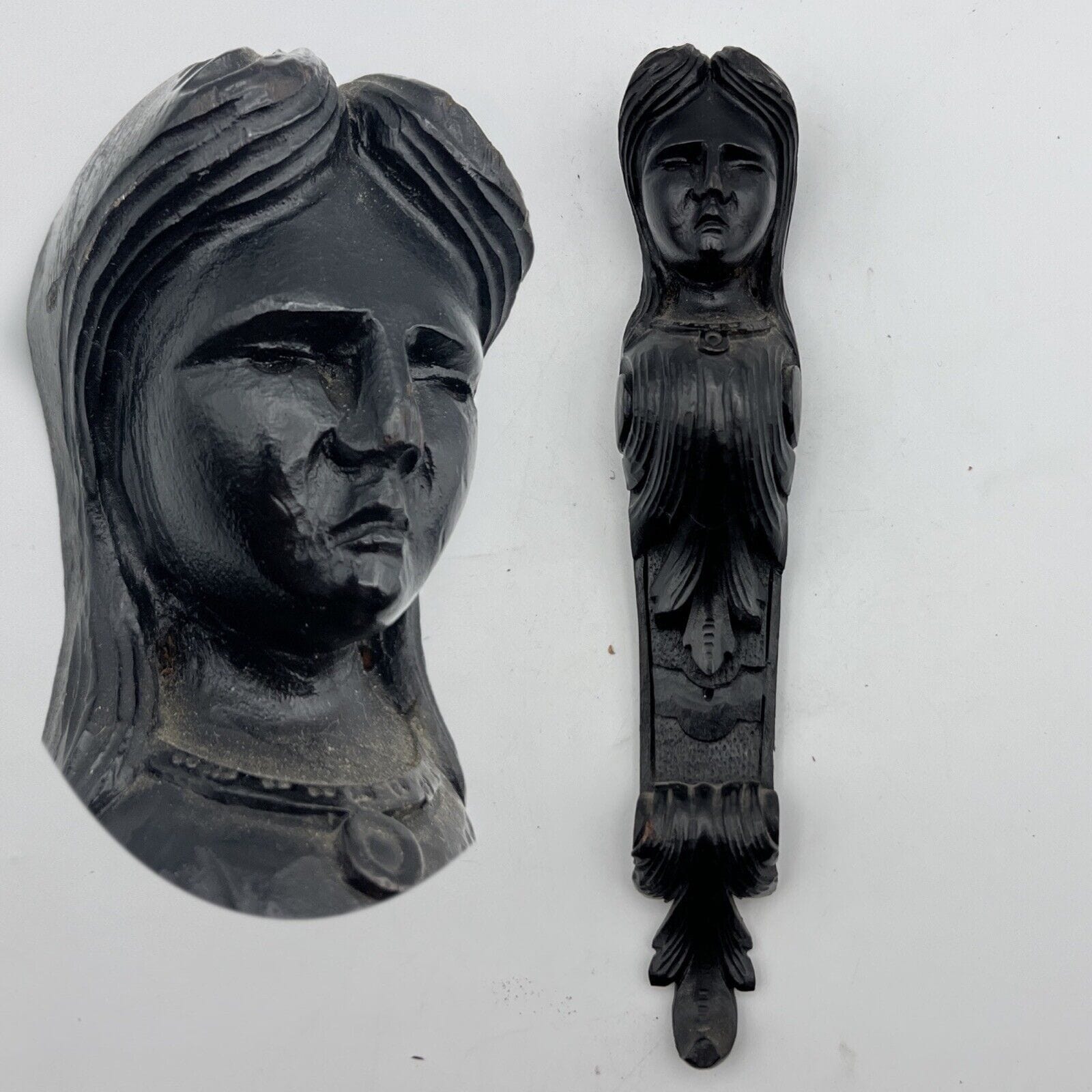 Antico intaglio decorativo Fregio in legno con volto di donna d' epoca 800 art 3 Categoria  Cimase-Fregi-Intagli in legno
