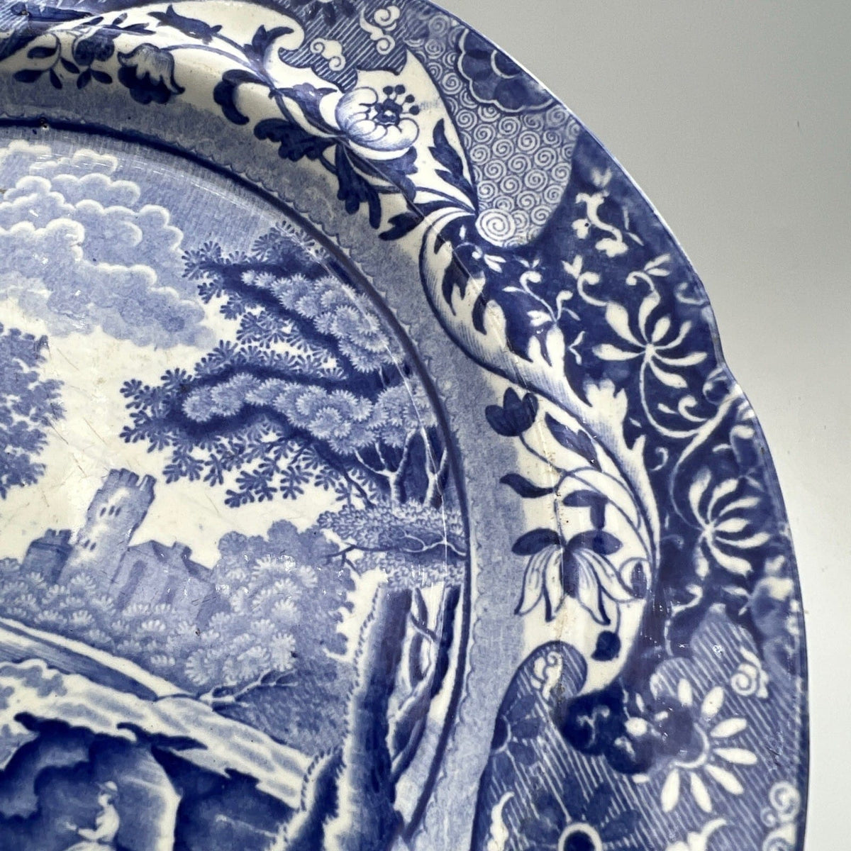 Antico Piatto decoro Blu epoca 800 inglese in ceramica terraglia da parete muro Categoria  Piatti e Piattini