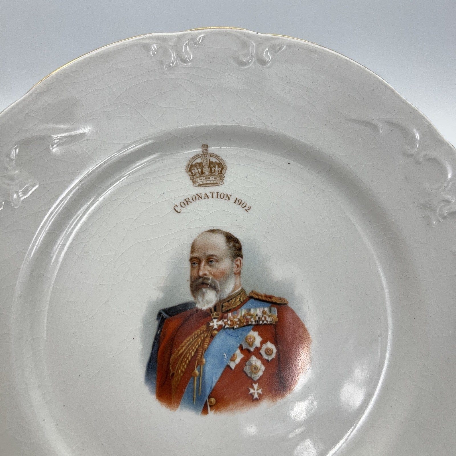 Antico piatto in porcellana Inglese Re Edoardo VII Casa Reale commemorativo 1902 Categoria  Arte e antiquariato:Porcellana e ceramica:Altro porcellana e ceramica