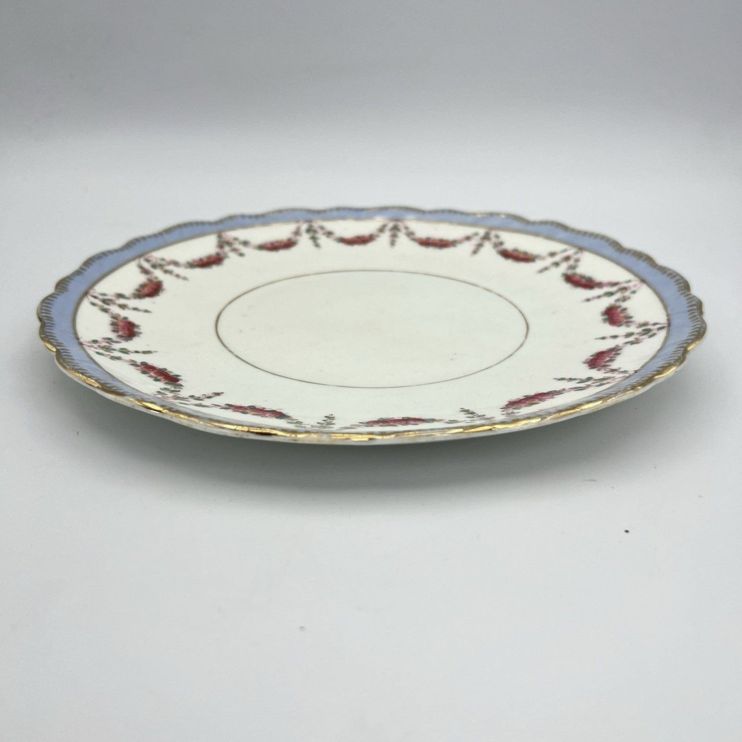 Antico Piatto inglese in porcellana Vecchio piatto piano epoca 800 anno 1892 Categoria  Piatti e Piattini