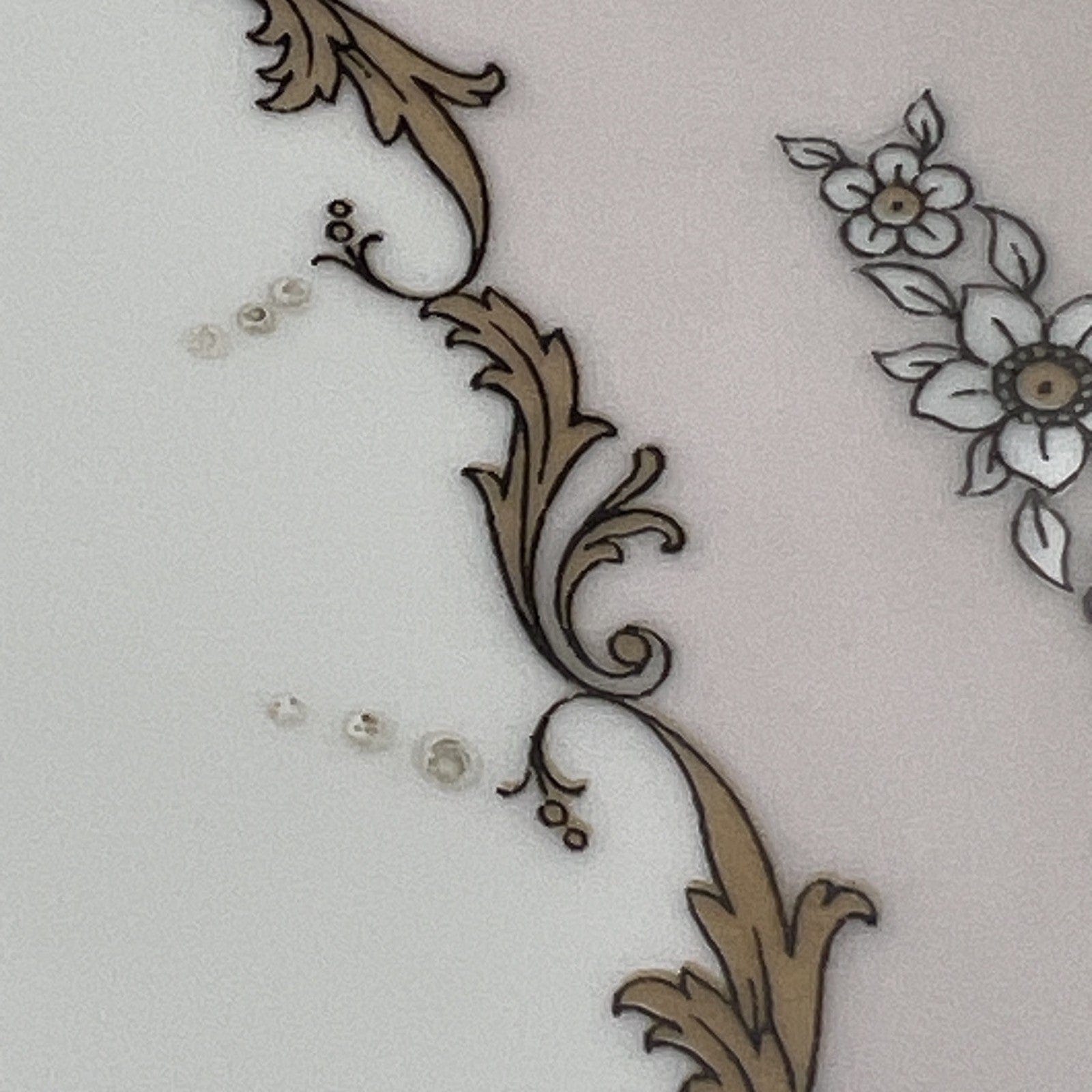 Antico piatto vassoio in porcellana e bronzo Limoges centrotavola vintage fiori Categoria  Piatti Vassoio