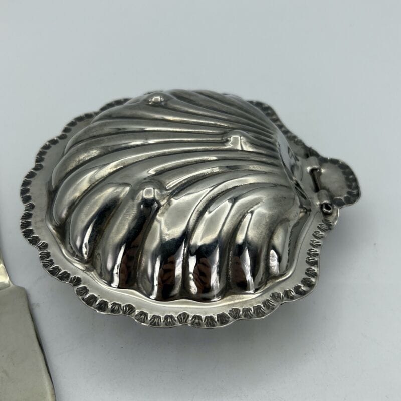 Antico Portaburro Burriera in argento silver plated forma di conchiglia d'epoca Categoria  Silver plated sheffield style
