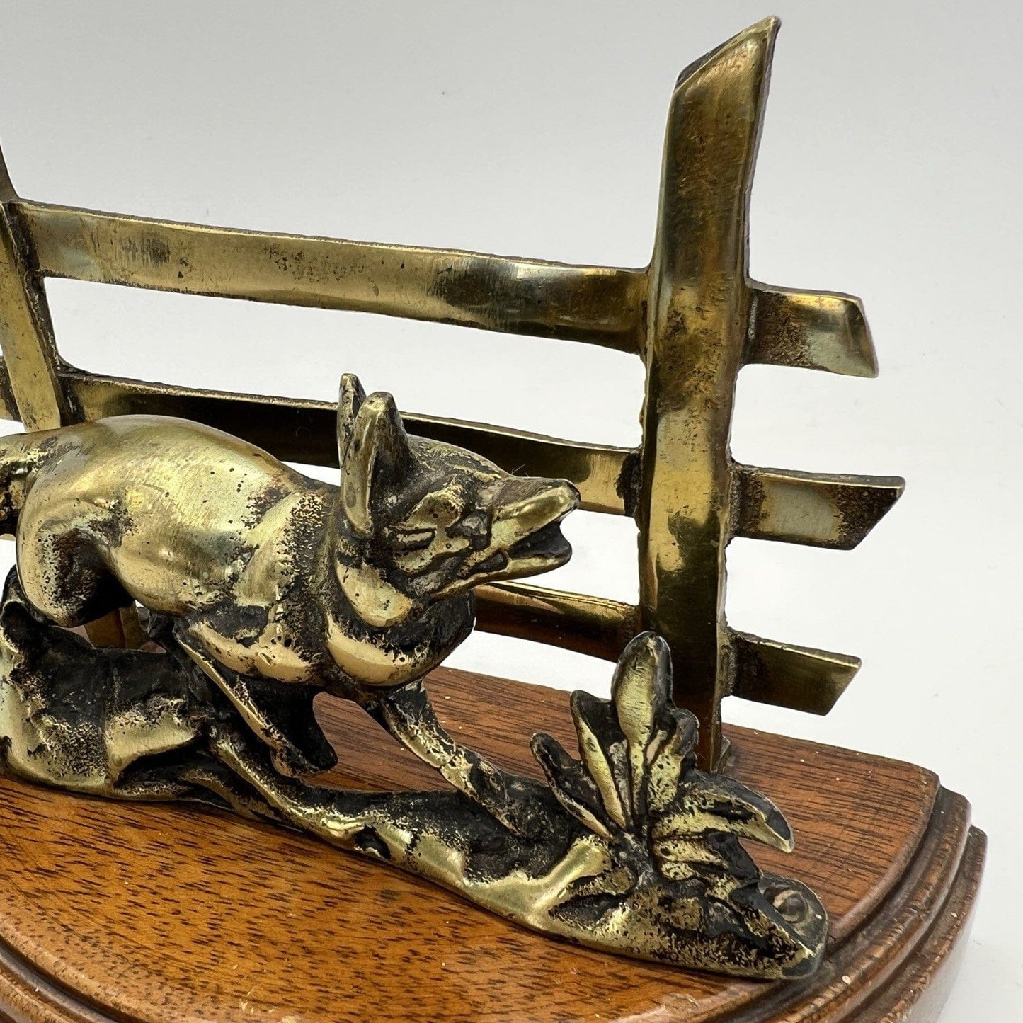 Antico Portalettere In Legno Ottone Da Tavolo Porta Corrispondenza D'epoca Volpe Categoria  altro