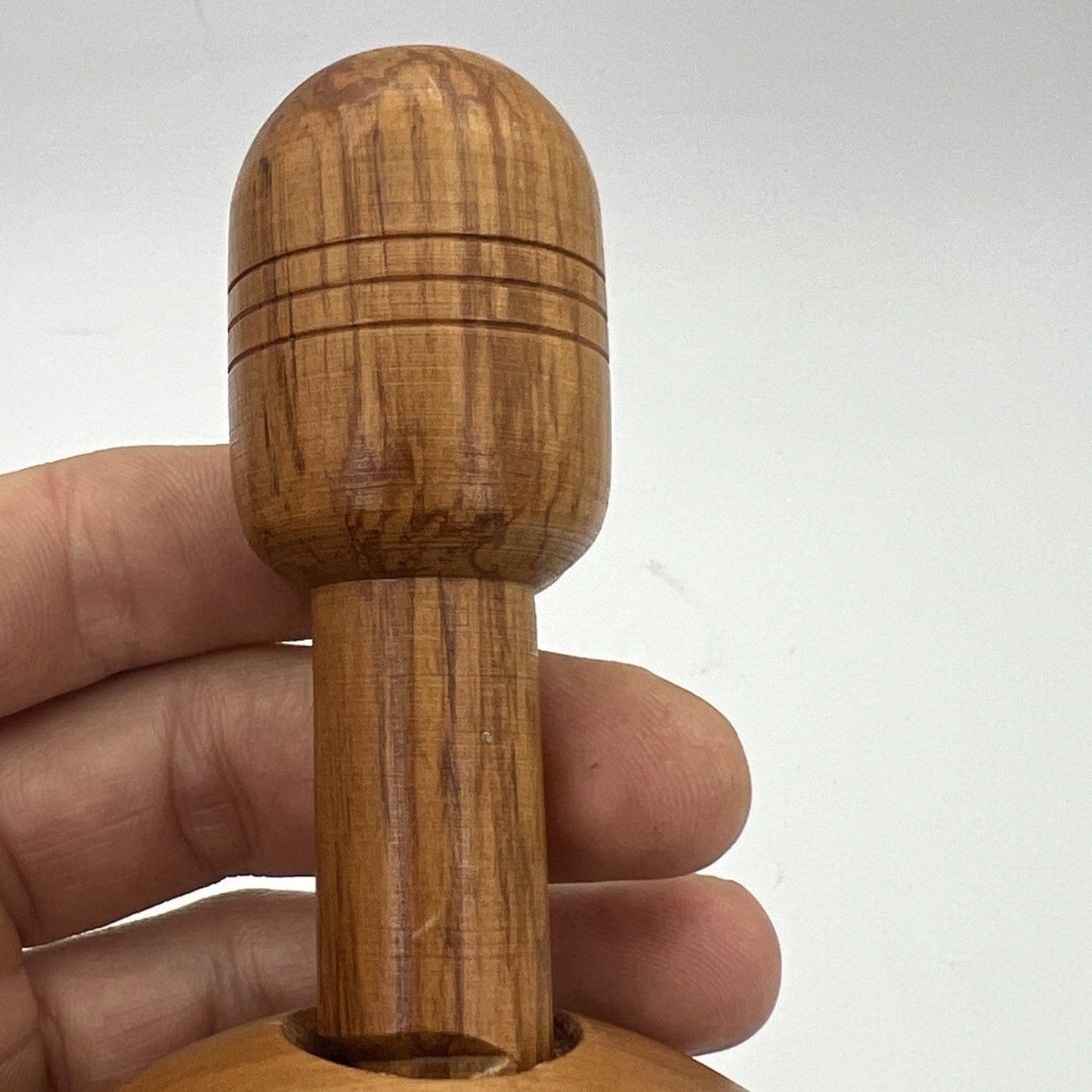 Antico Schiaccianoci in Legno a vite  Vintage Schiaccia Noci Inglese d'epoca Categoria  Cavatappi