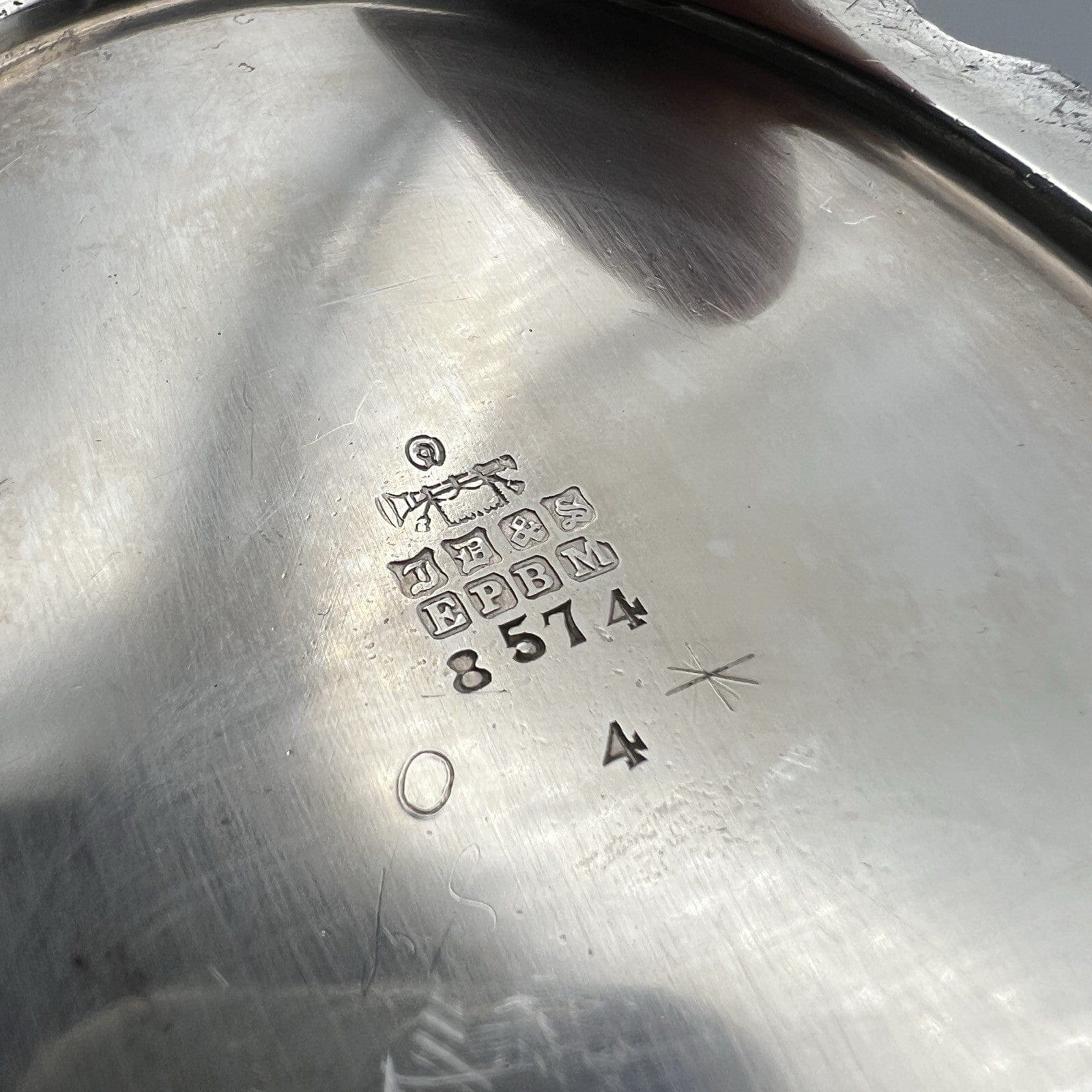 Antico Set in argento Sheffield da the tè Teiera Zuccheriera Lattiera epoca 800 Categoria  Sheffield & Argento