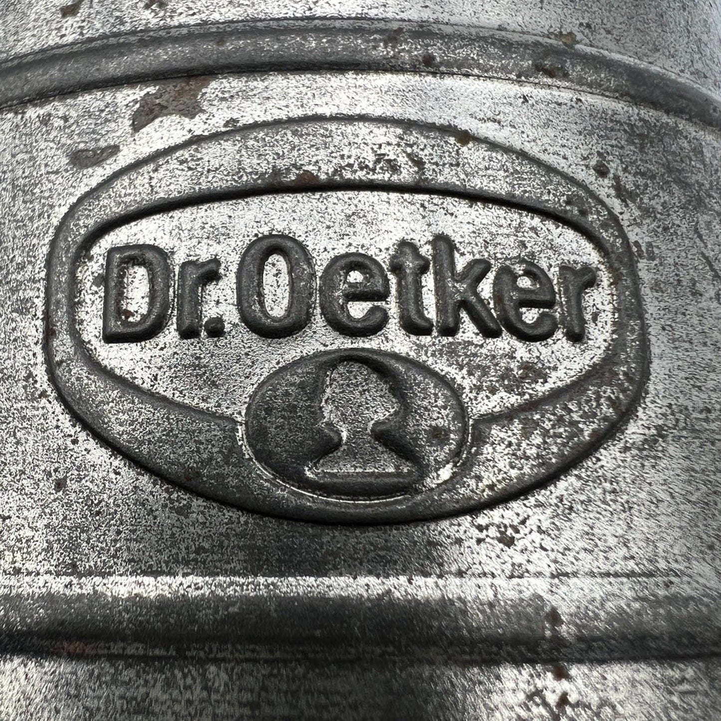 Antico Setaccio da Cucina per Farina o Zucchero Vintage Dr. Oetker anni '40 Categoria  Vintage