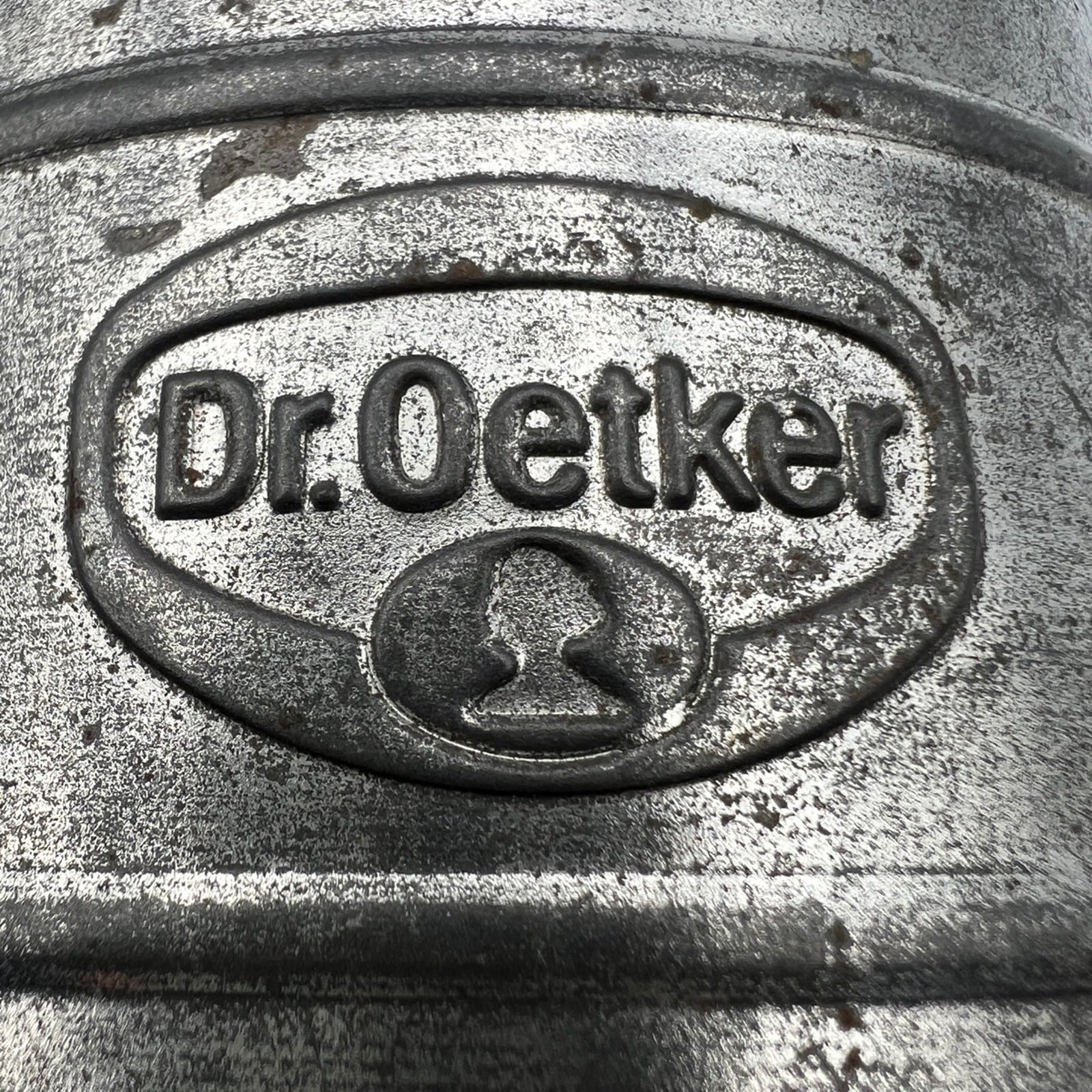 Antico Setaccio da Cucina per Farina o Zucchero Vintage Dr. Oetker anni '40 Categoria  Vintage