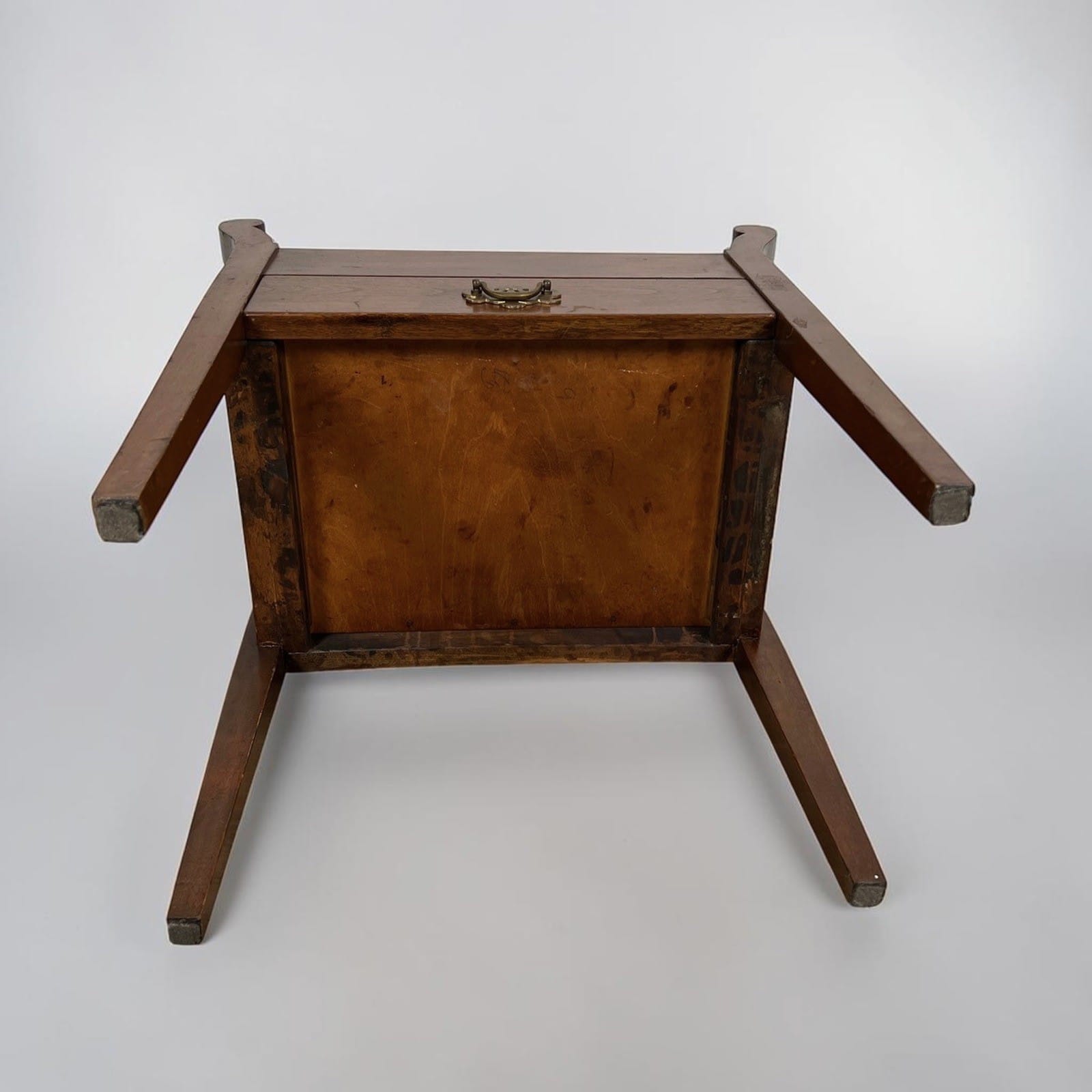 Antico Sgabello da per Pianoforte in legno panchetta panca imbottita contenitore Categoria  Sgabelli - Pouf - Poggiapiedi
