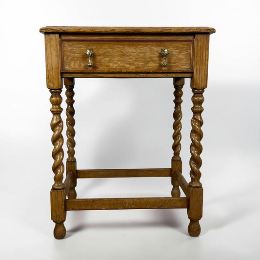 Antico tavolino mobiletto rustico in rovere con cassetto d' epoca inglese '30 Categoria  Tavoli - tavolinetti
