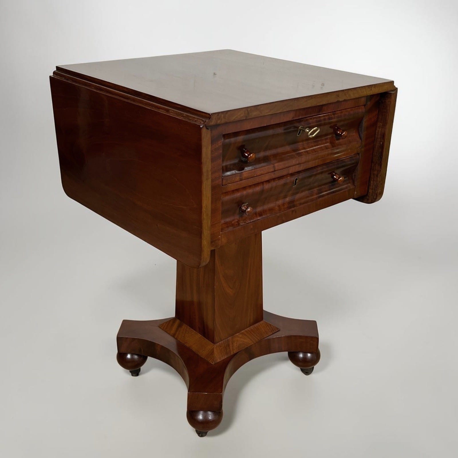 Antico tavolino tavolo con alette in legno di Mogano da salotto epoca ' 800 Categoria  Tavoli - tavolinetti
