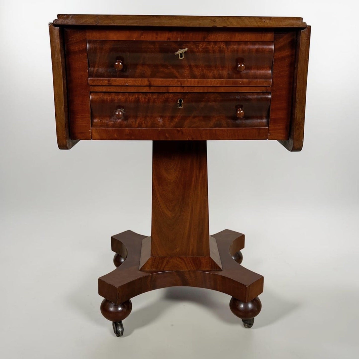 Antico tavolino tavolo con alette in legno di Mogano da salotto epoca ' 800 Categoria  Tavoli - tavolinetti