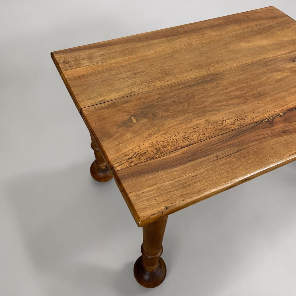 Antico Tavolino tavolo da salotto basso in legno rustico italiano epoca 800 Categoria  Tavoli - tavolinetti