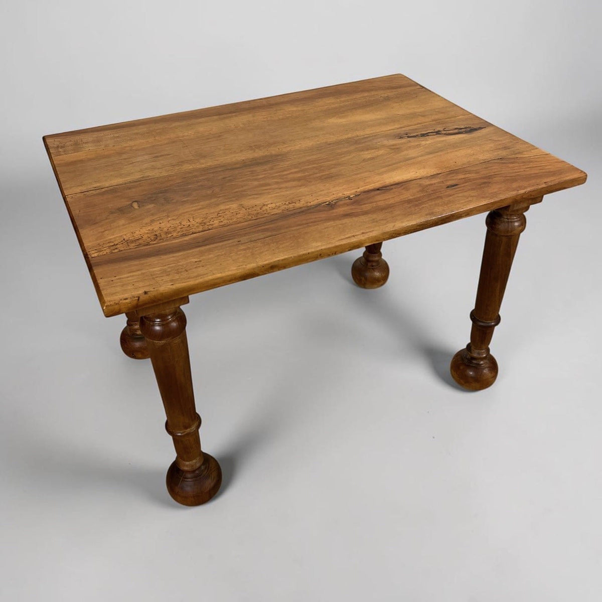 Antico Tavolino tavolo da salotto basso in legno rustico italiano epoca 800 Categoria  Tavoli - tavolinetti