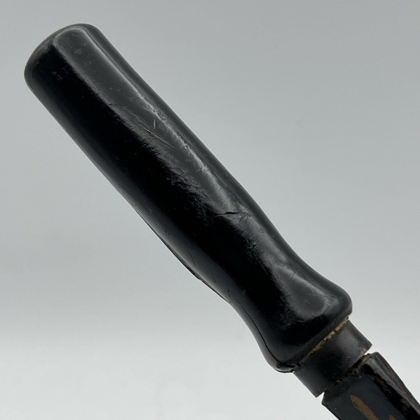 Antico timbro a secco inglese in ferro ghisa vecchia pressa da tavolo d'epoca Categoria  Vari