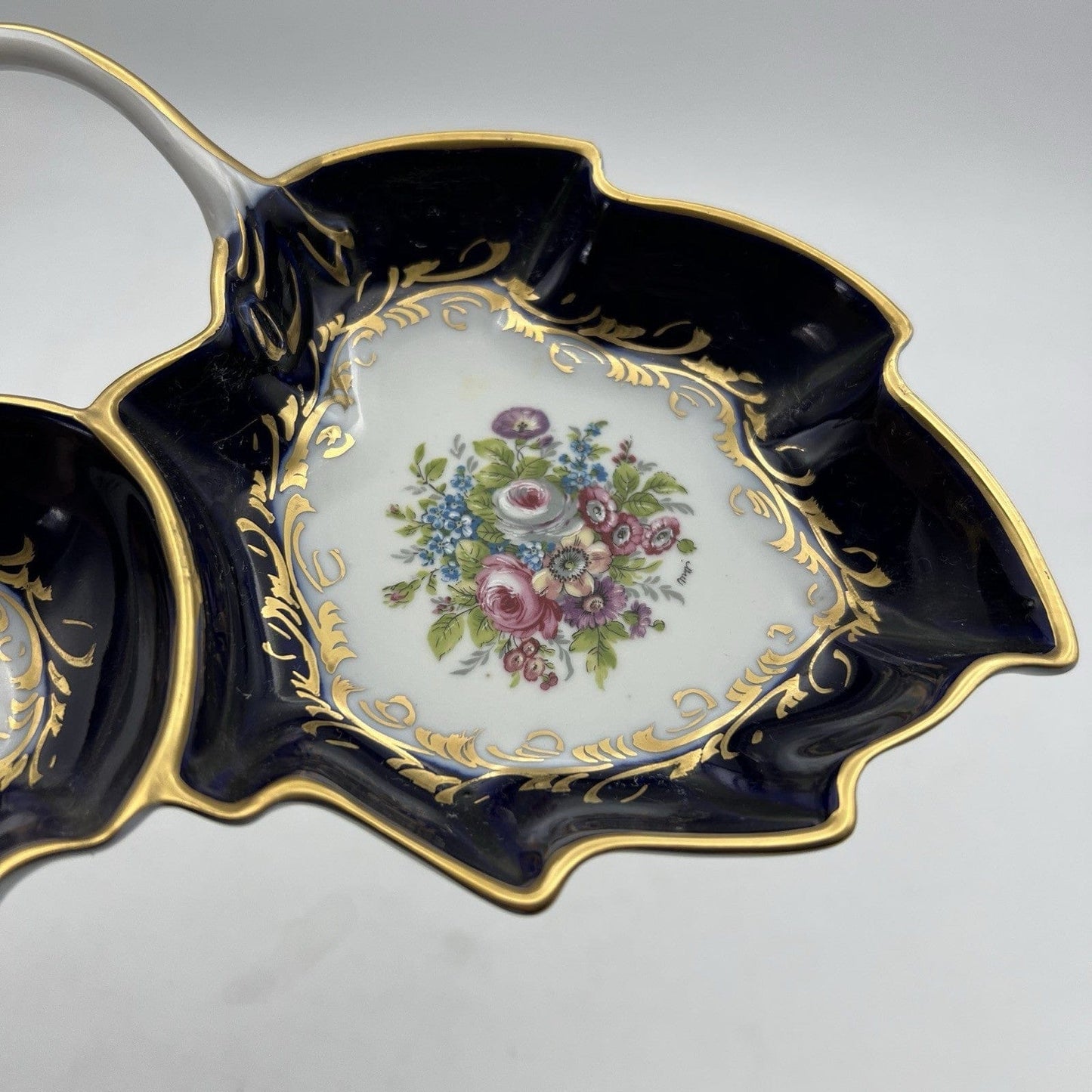 Antipastiera antica in porcellana Limoges Pate blu cobalto e oro porta Bon Bon Categoria  Piatti Vassoio