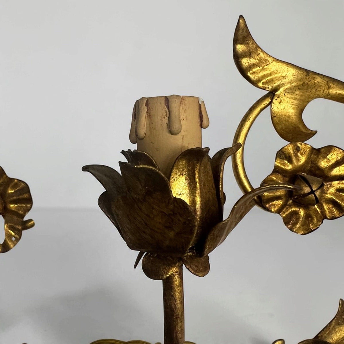 Applique dorato foglie d'acanto a 5 bracci luci Lampada da parete stile antico Categoria  Lampade Appliques