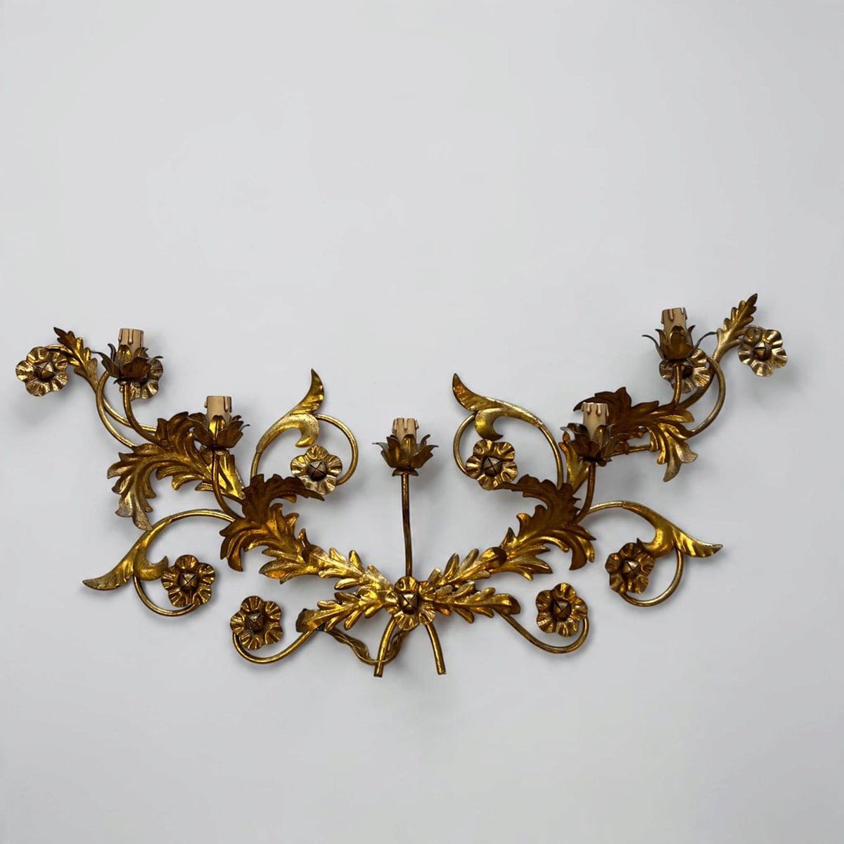 Applique dorato foglie d'acanto a 5 bracci luci Lampada da parete stile antico Categoria  Lampade Appliques
