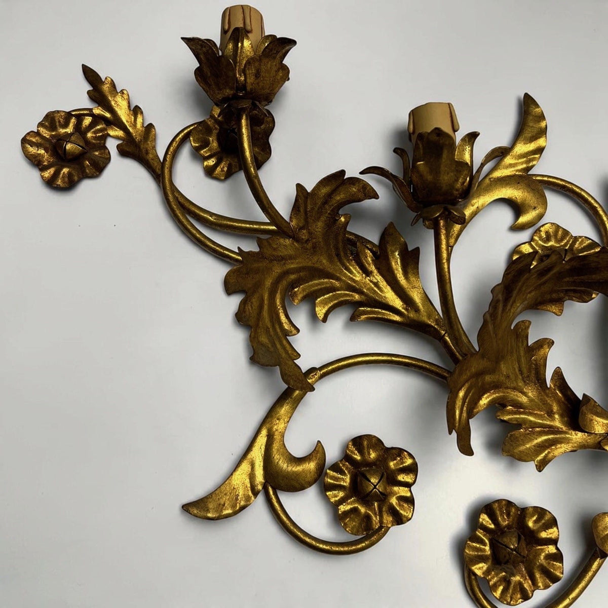 Applique dorato foglie d'acanto a 5 bracci luci Lampada da parete stile antico Categoria  Lampade Appliques