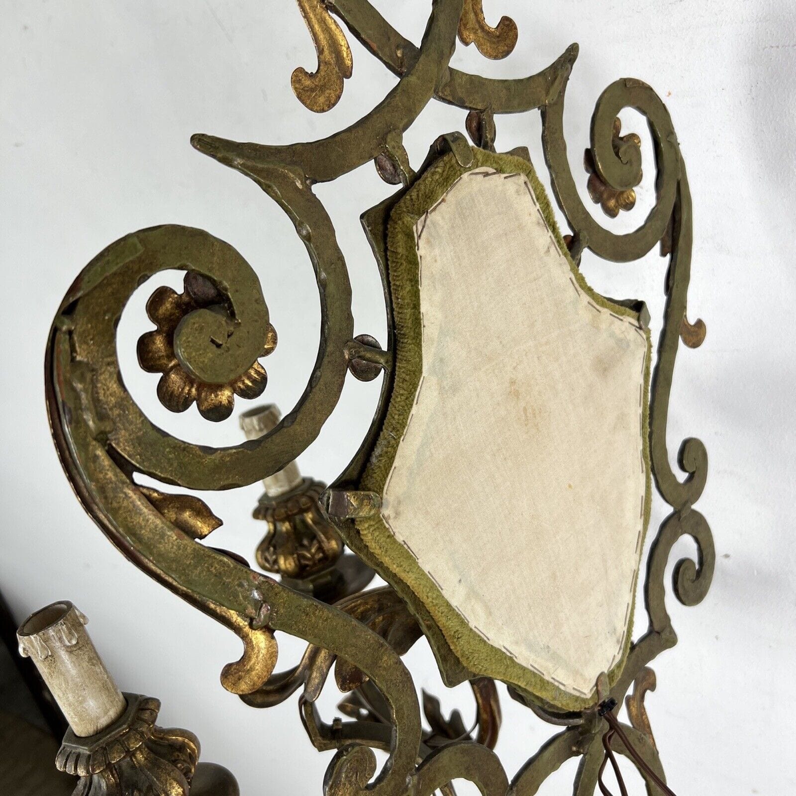Applique vintage stile antico in ferro battuto verde oro lampada da parete Categoria  Lampade Appliques