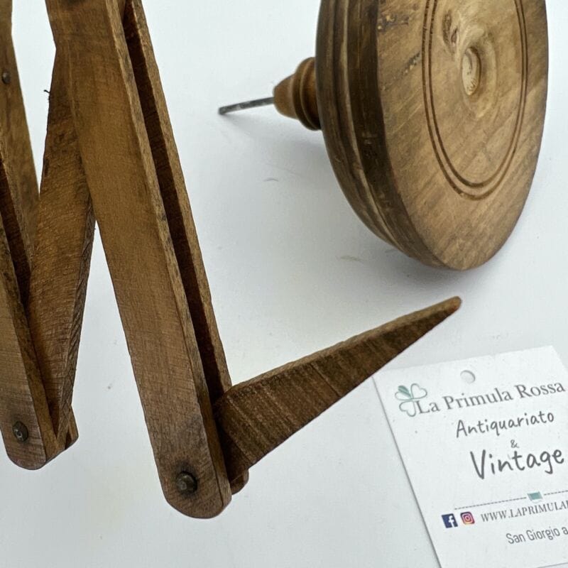 Arcolaio antico in legno filarino da tavolo dipanatoio anni '60 per lana cotone Categoria  Attrezzi e Strumenti