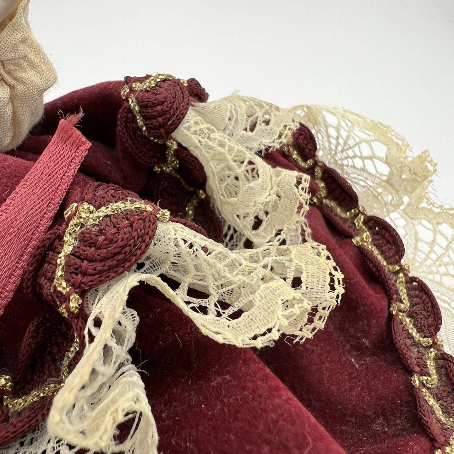 Bambola di Porcellana da collezione stile Antica Vintage anni 70 Categoria  Altro