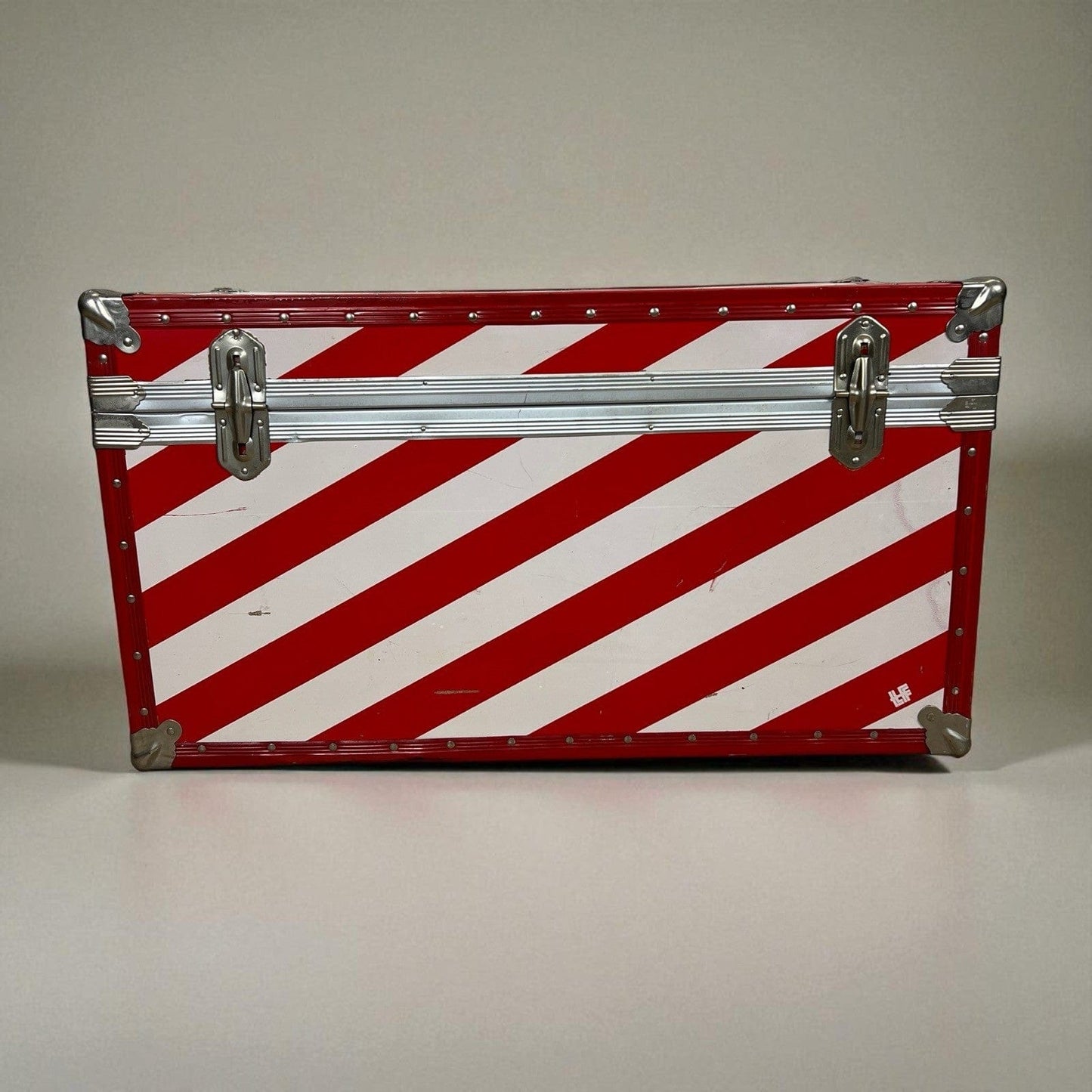 Baule antico in legno da viaggio Forziere 900 vintage Cassa Bianca Strisce Rossa Categoria  Casse & Bauli