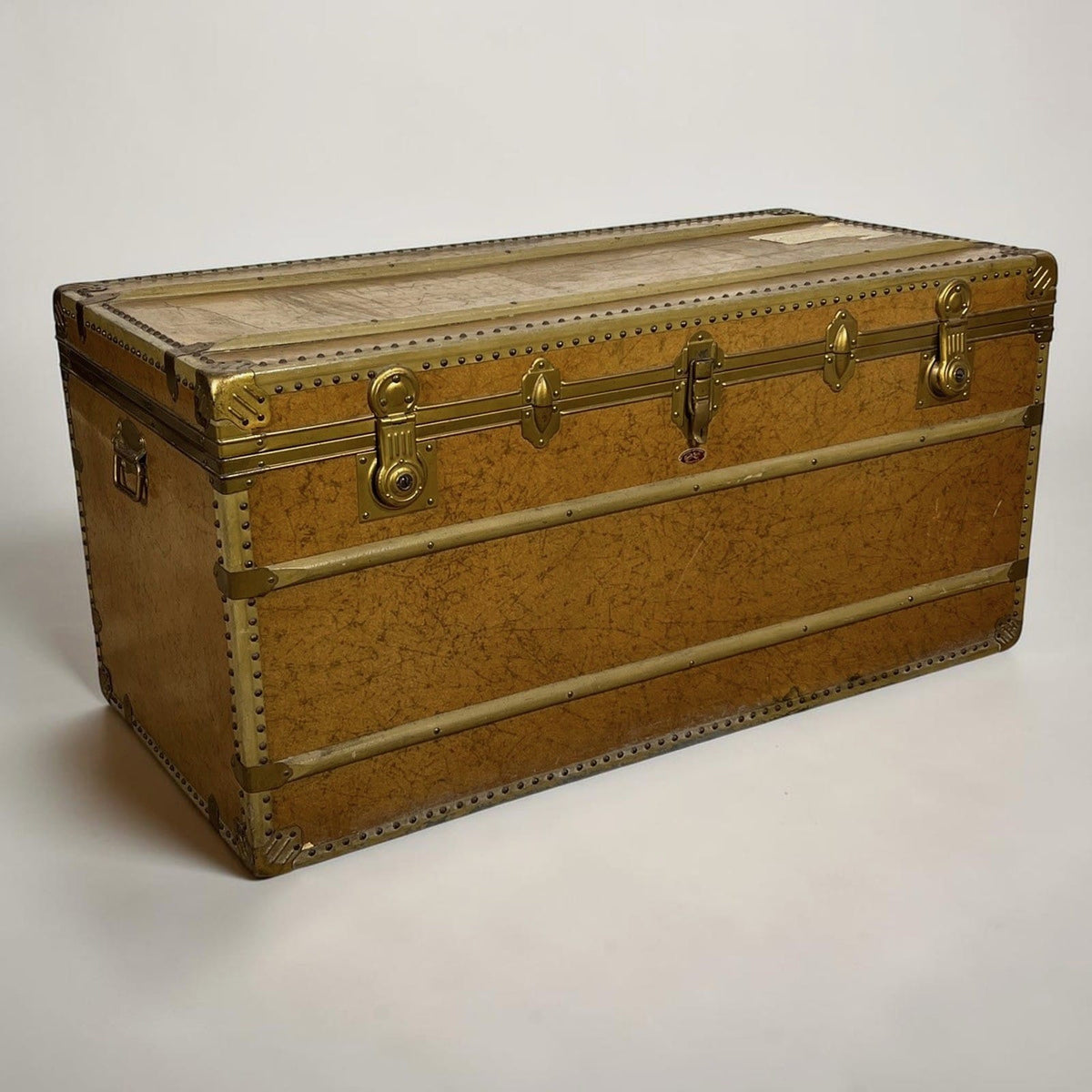 Baule antico in legno da viaggio Forziere Cassapanca 900 vintage Cassa marrone Categoria  Casse & Bauli