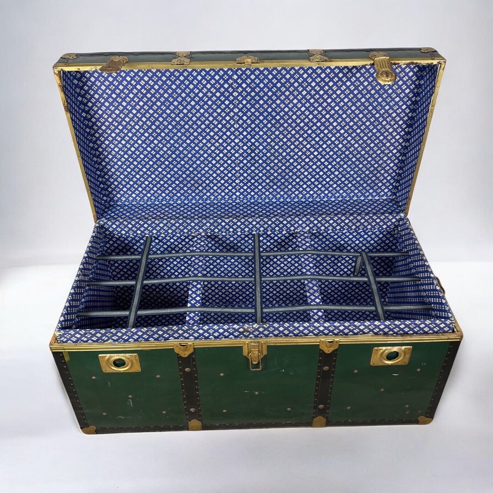 Baule antico in legno da viaggio Forziere Cassapanca 900 vintage Cassa verde '50 Categoria  Casse & Bauli