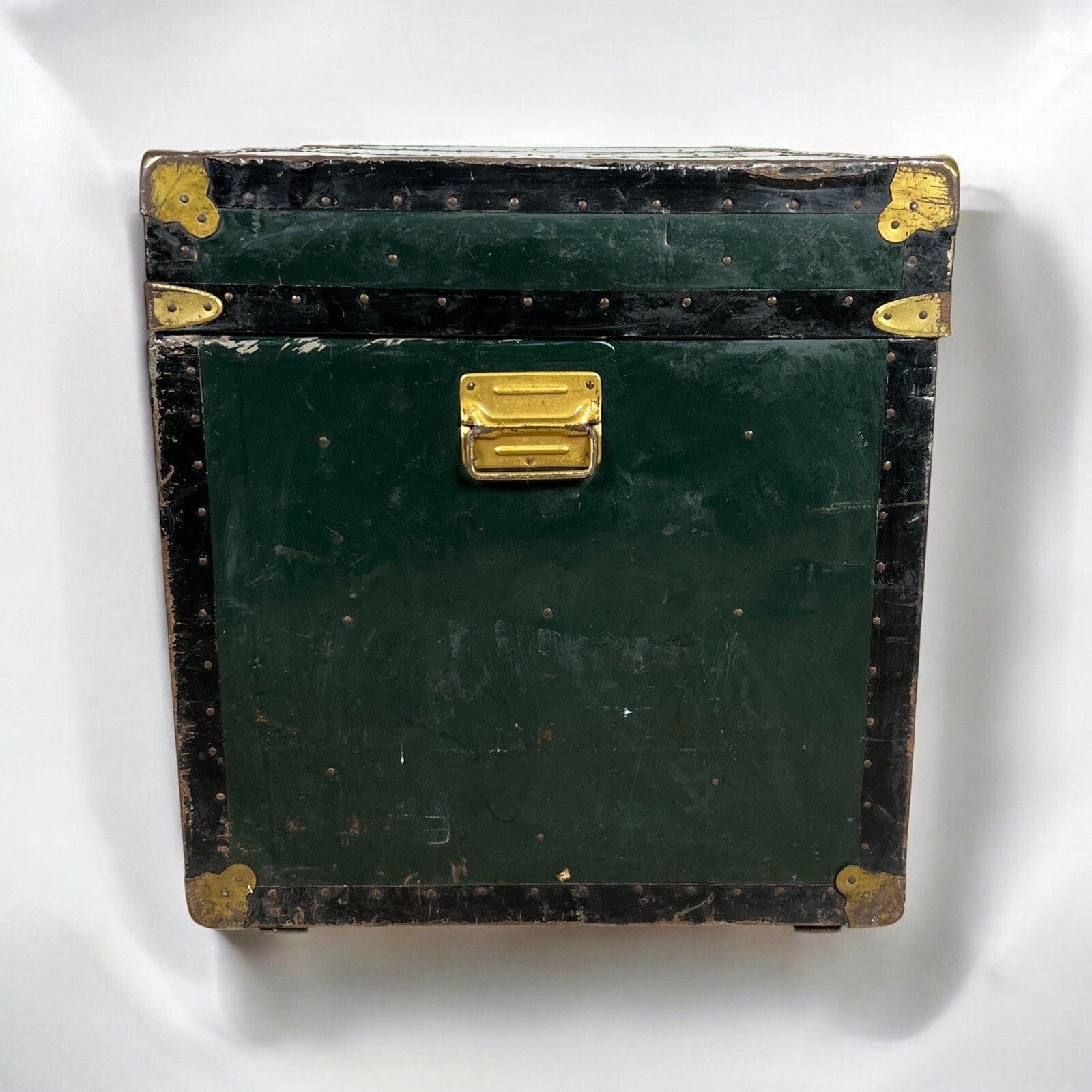 Baule antico in legno da viaggio Forziere Cassapanca 900 vintage Cassa verde '50 Categoria  Casse & Bauli