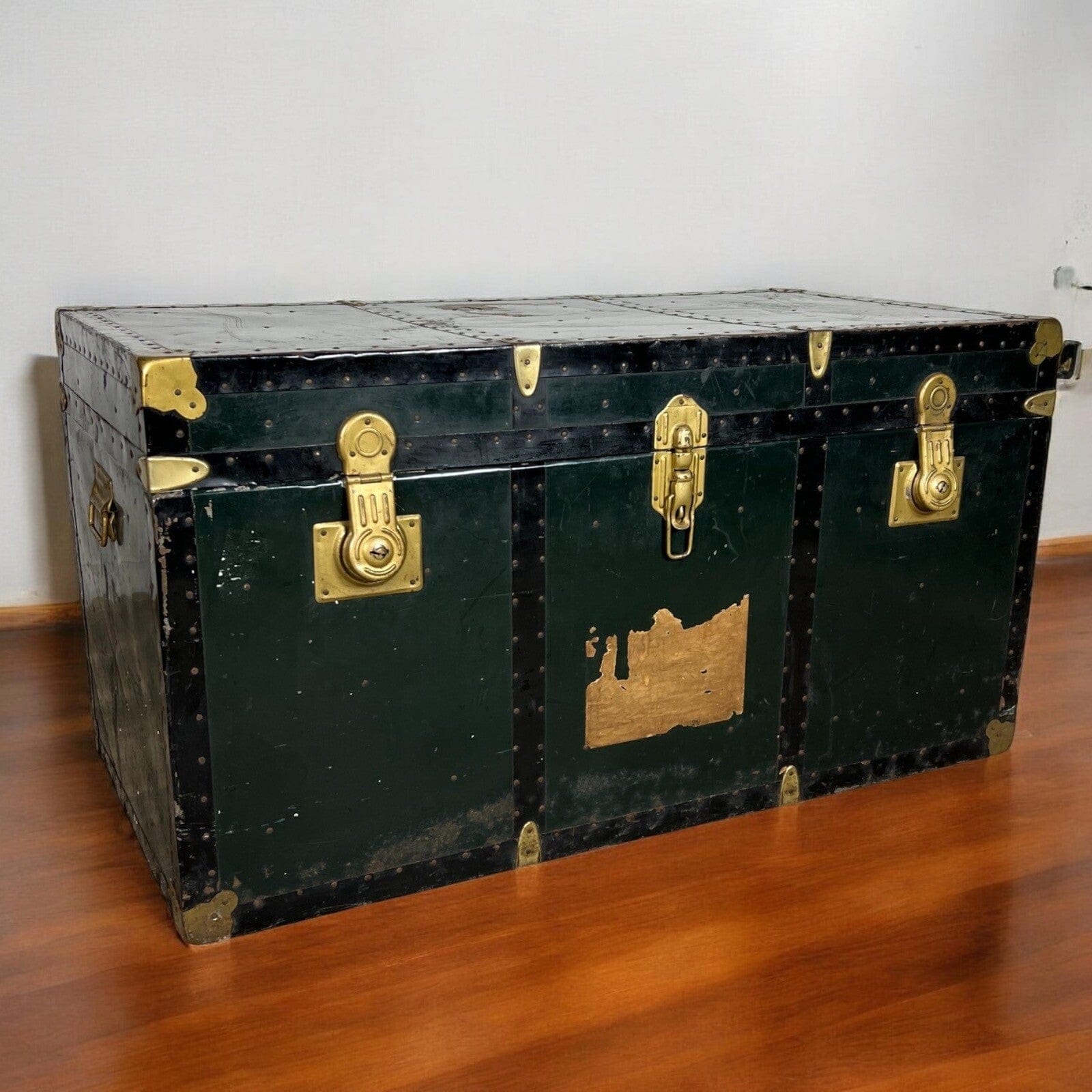 Baule antico in legno da viaggio Forziere Cassapanca 900 vintage Cassa verde '50 Categoria  Casse & Bauli