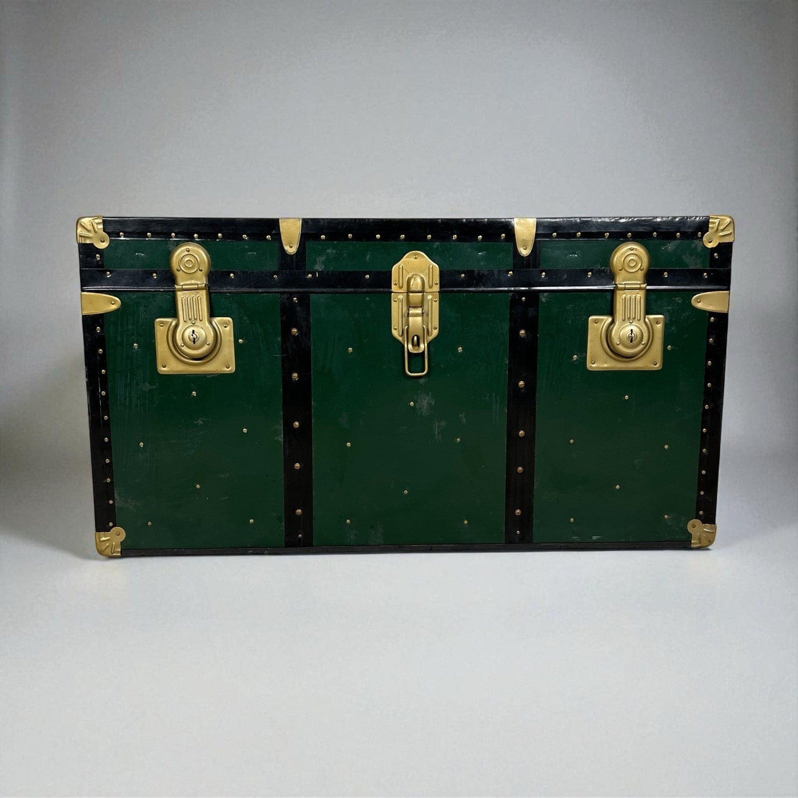 Baule antico in legno da viaggio Forziere Cassapanca 900 vintage Cassa verde '50 Categoria  Casse & Bauli