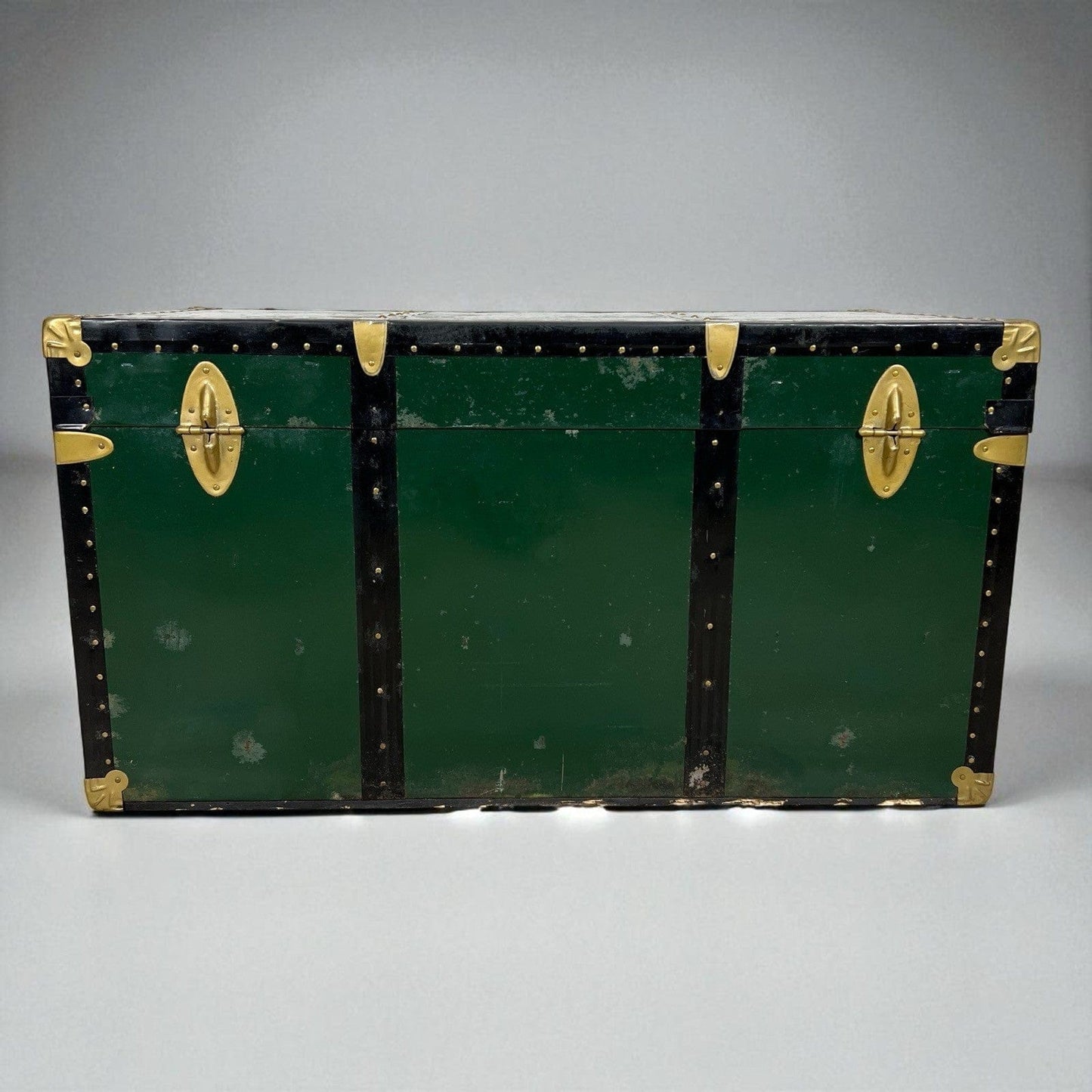 Baule antico in legno da viaggio Forziere Cassapanca 900 vintage Cassa verde '50 Categoria  Casse & Bauli