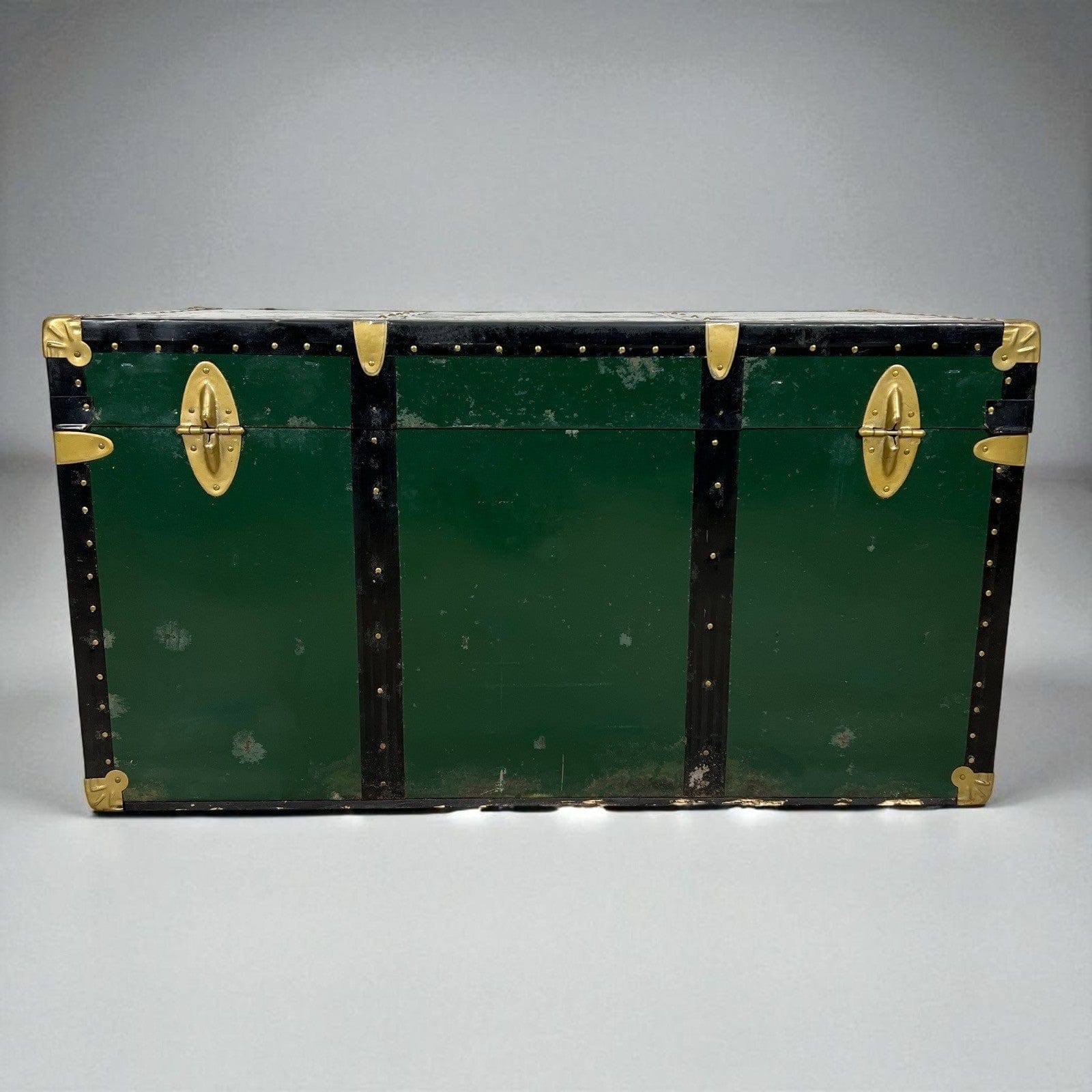 Baule antico in legno da viaggio Forziere Cassapanca 900 vintage Cassa verde '50 Categoria  Casse & Bauli