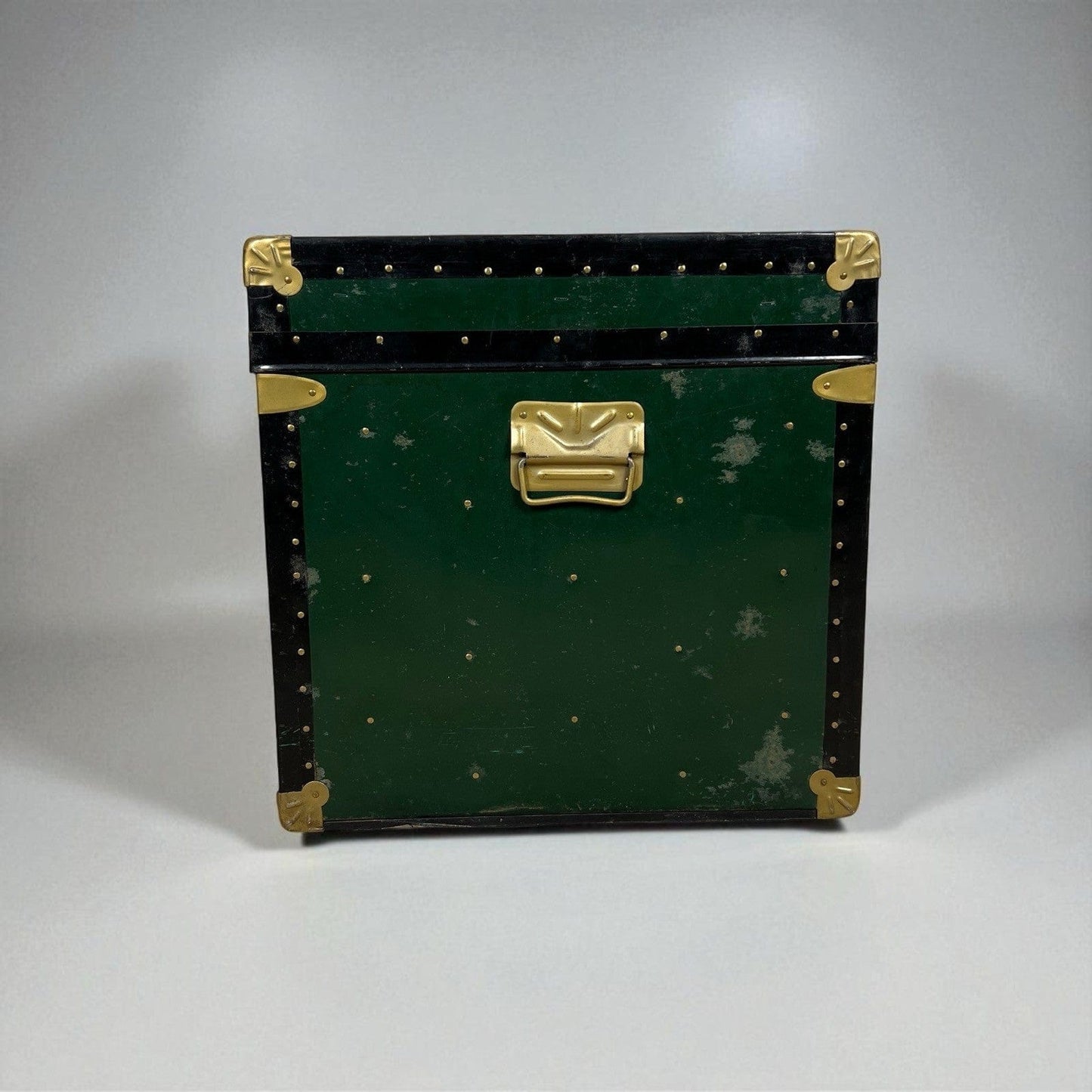 Baule antico in legno da viaggio Forziere Cassapanca 900 vintage Cassa verde '50 Categoria  Casse & Bauli